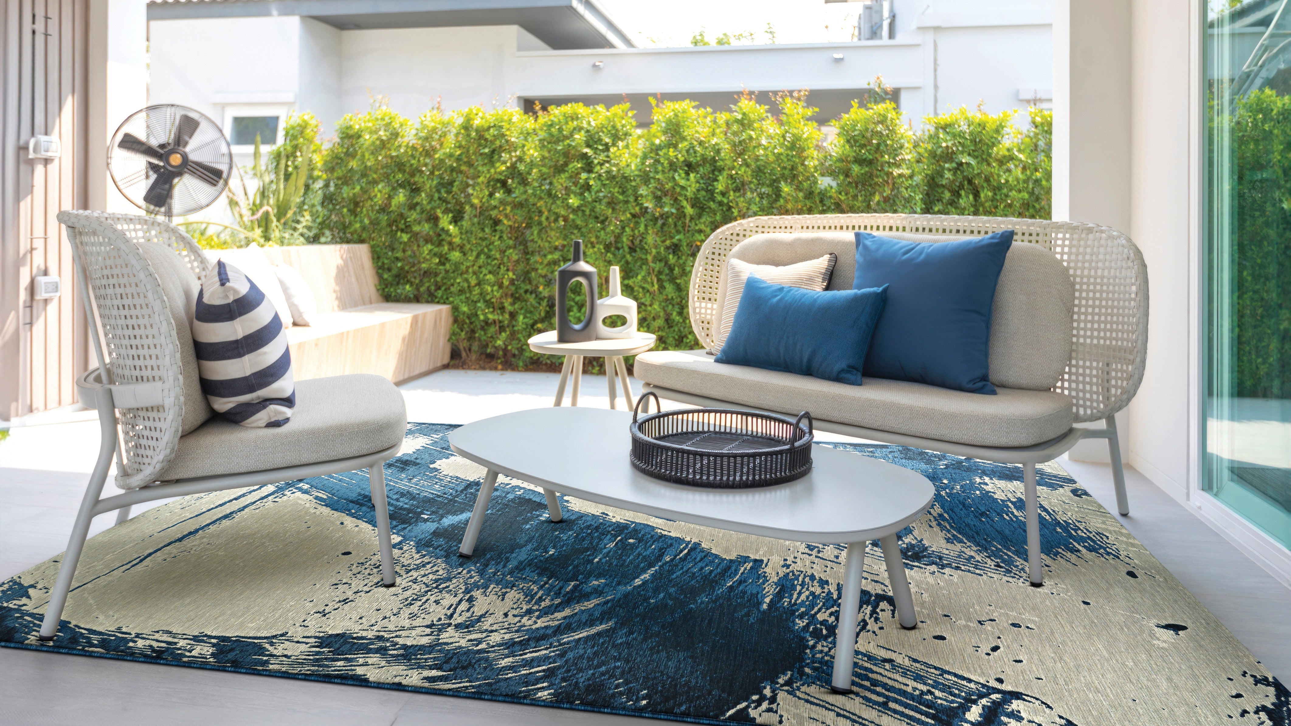 Couristan Castille Canvas Orion Area Rug