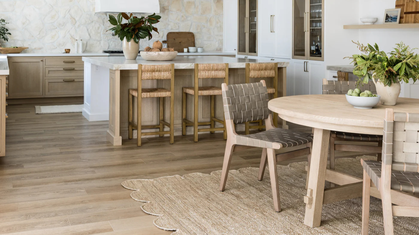 Pure Salt x Momeni Parikia Collection reimagines jute with a delightful twist, celebrating natural simplicity while adding a playful, unexpected edge.