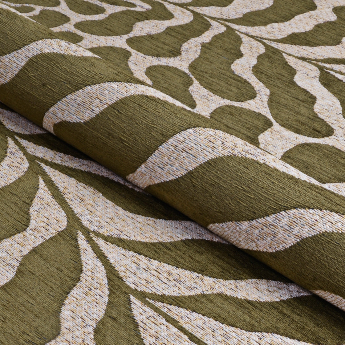 Couristan Castille Fiore Tea Leaf Area Rug