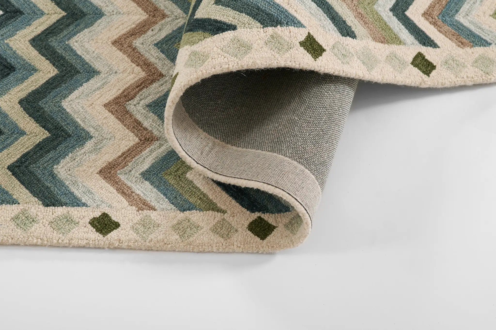 Erin Gates by Momeni Abbot ABB-1 blue area rug featuring a chevron wool pattern and low-profile backing.