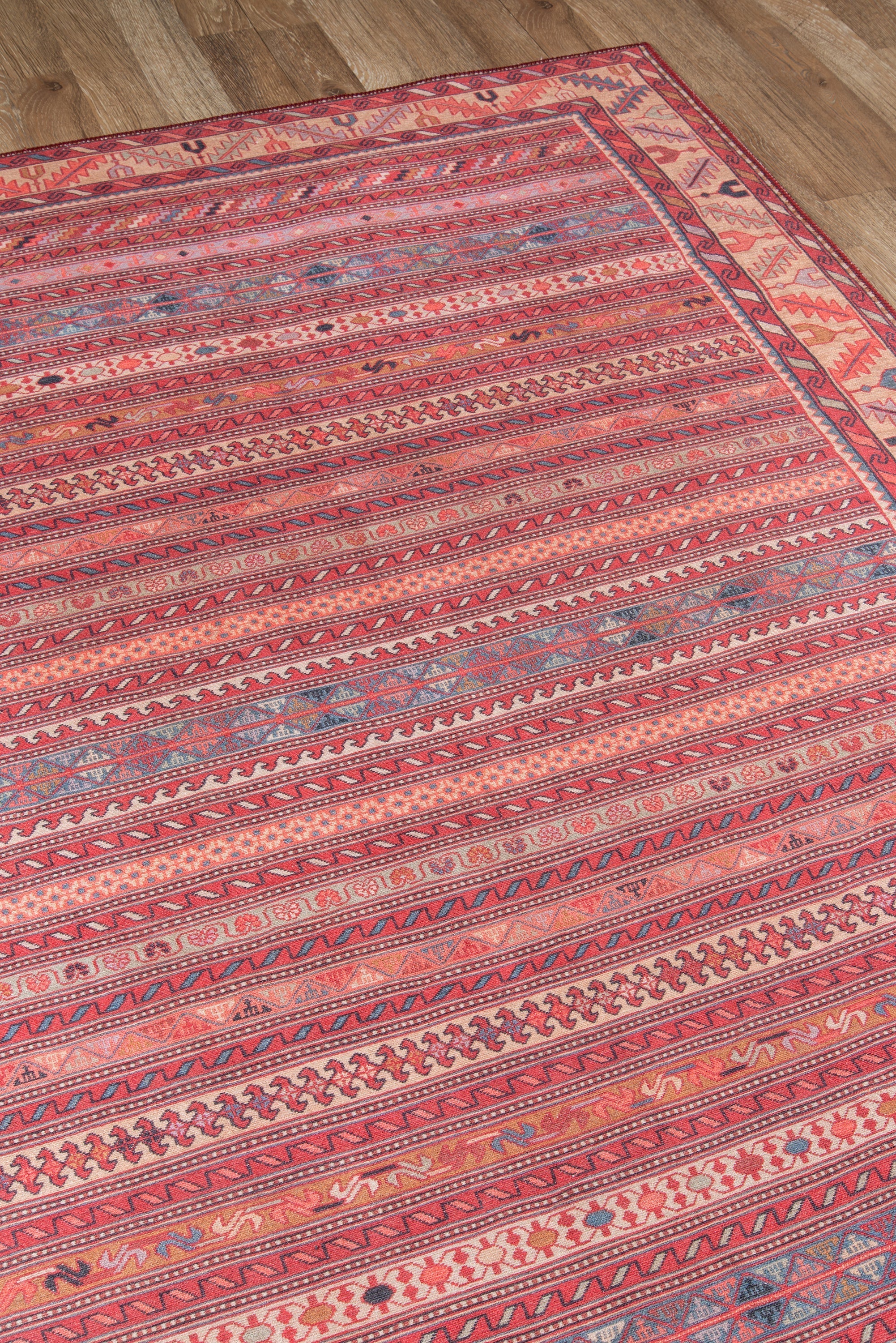 Momeni Afshar AFS-5 Multi-Color Area Rug