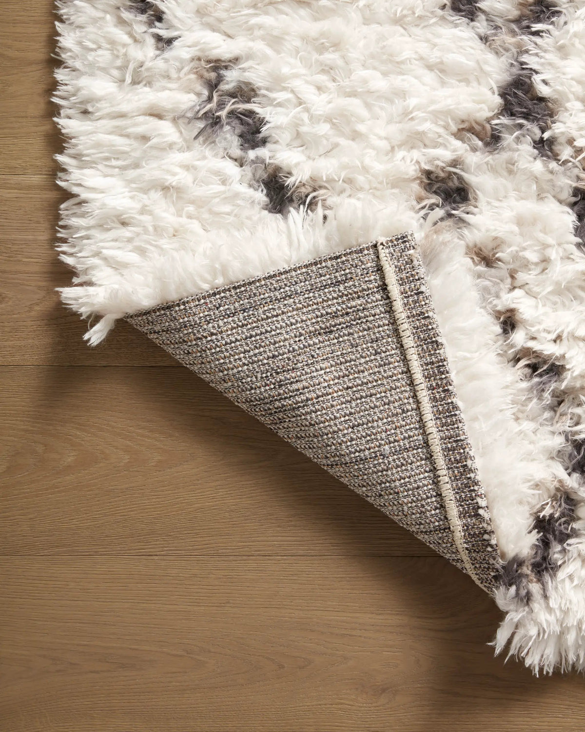 Amira AMI-02 Ivory / Bark Area Rug by Angela Rose x Loloi