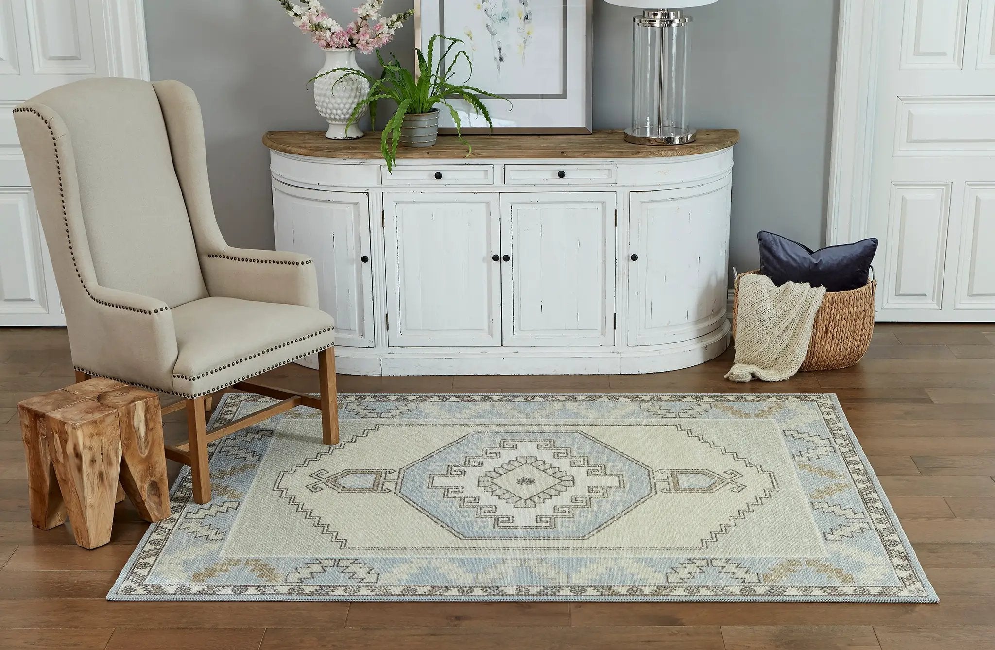 Anatolia ANA-2 Light-Blue Area Rug by Momeni