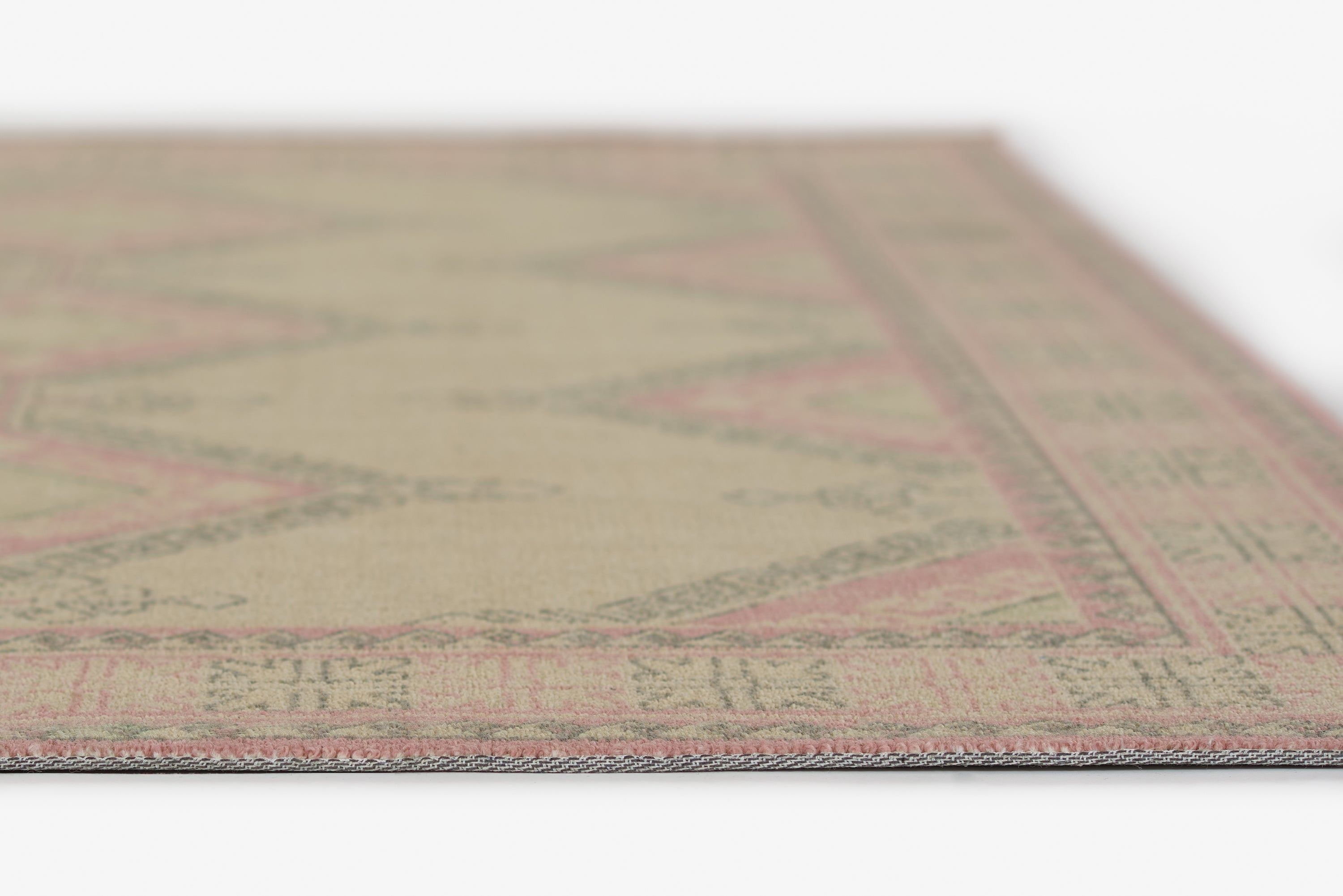 Momeni Anatolia ANA-10 Pink Area Rug
