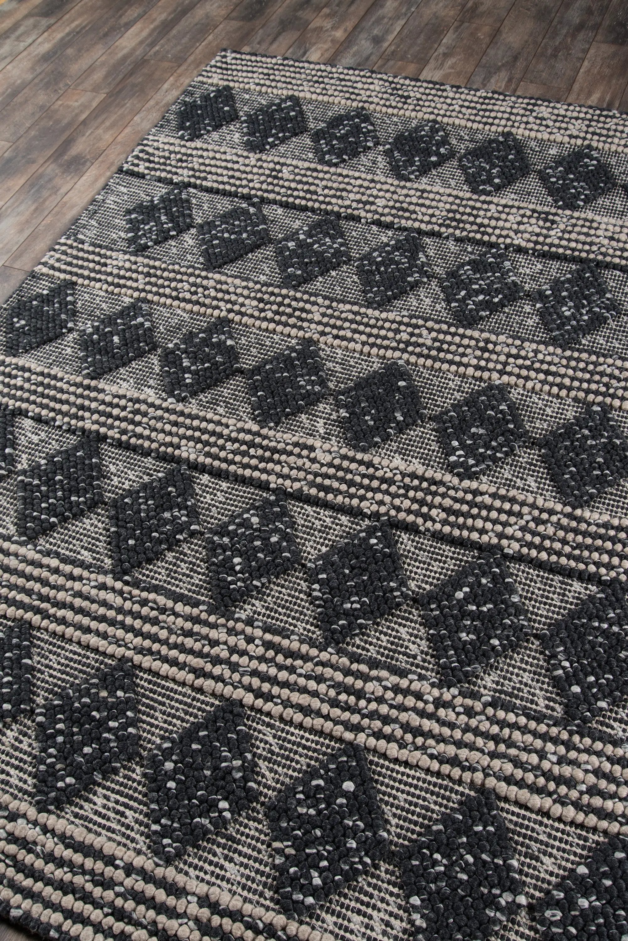 Andes AND-1 Charcoal Area Rug by Momeni