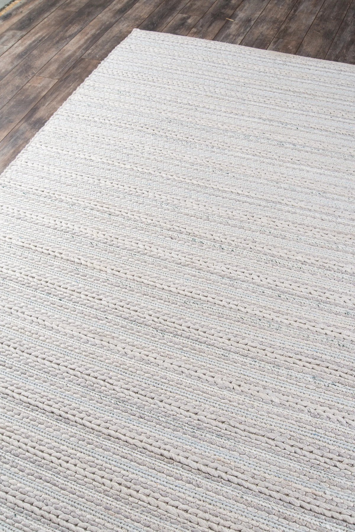 Andes AND-4 Light-Gray Area Rug by Momeni