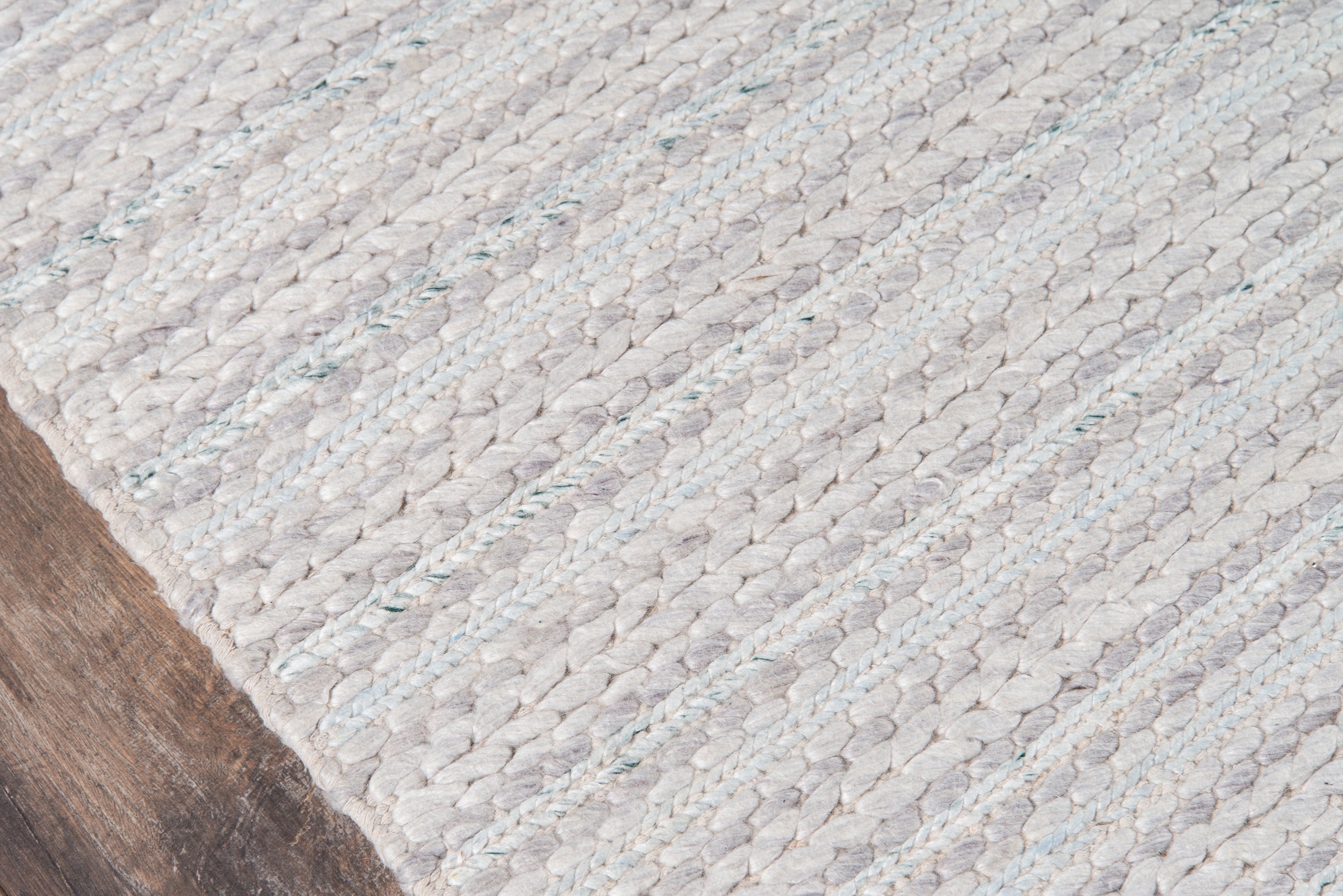 Momeni Andes AND-4 Light Gray Hand Woven Area Rug