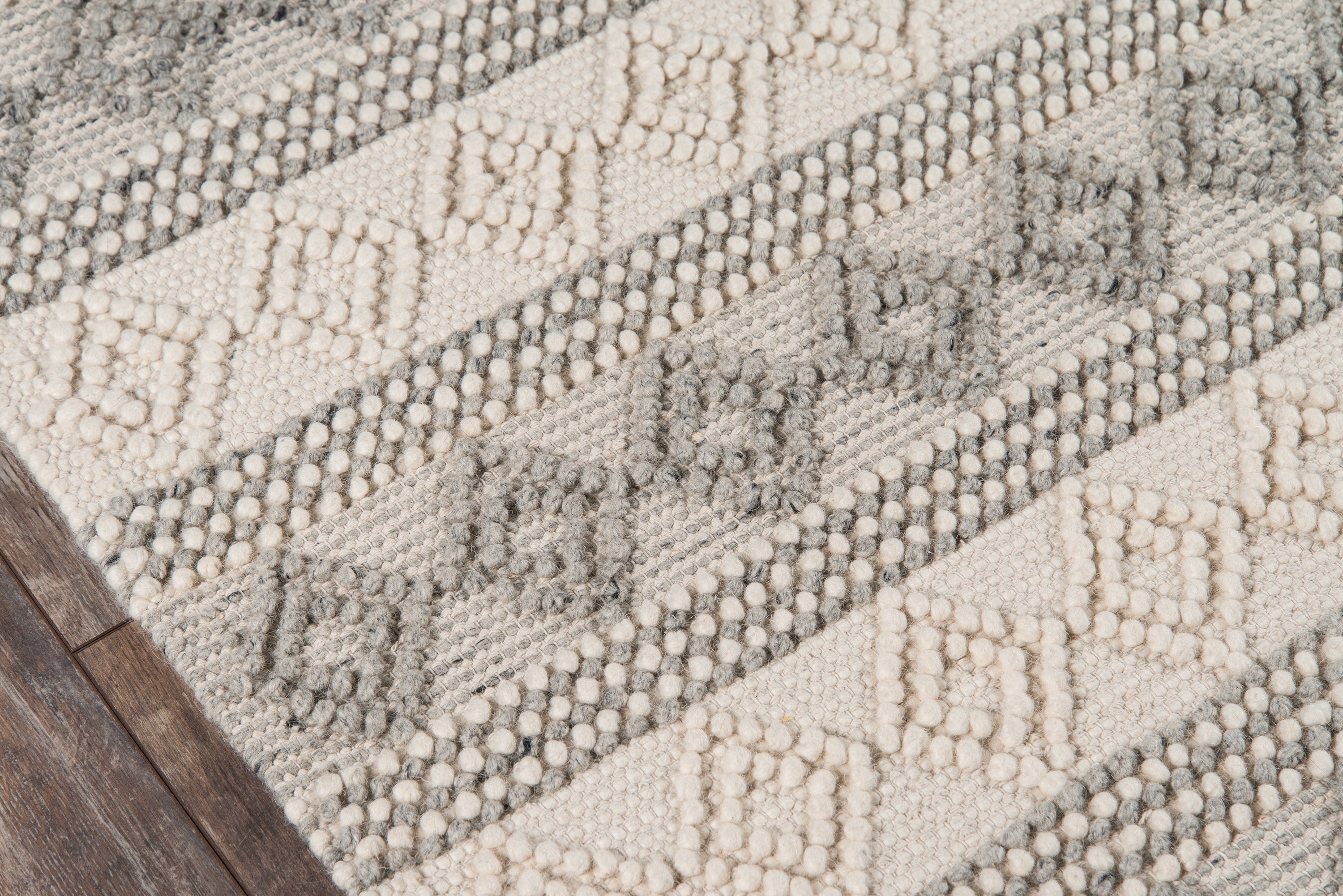 Momeni Andes AND10 Ivory Hand Woven Area Rug
