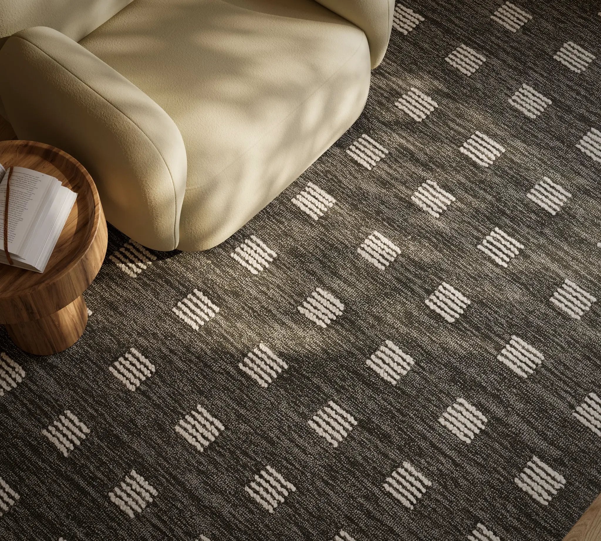 Archer ARC-1 Charcoal Area Rug by Momeni