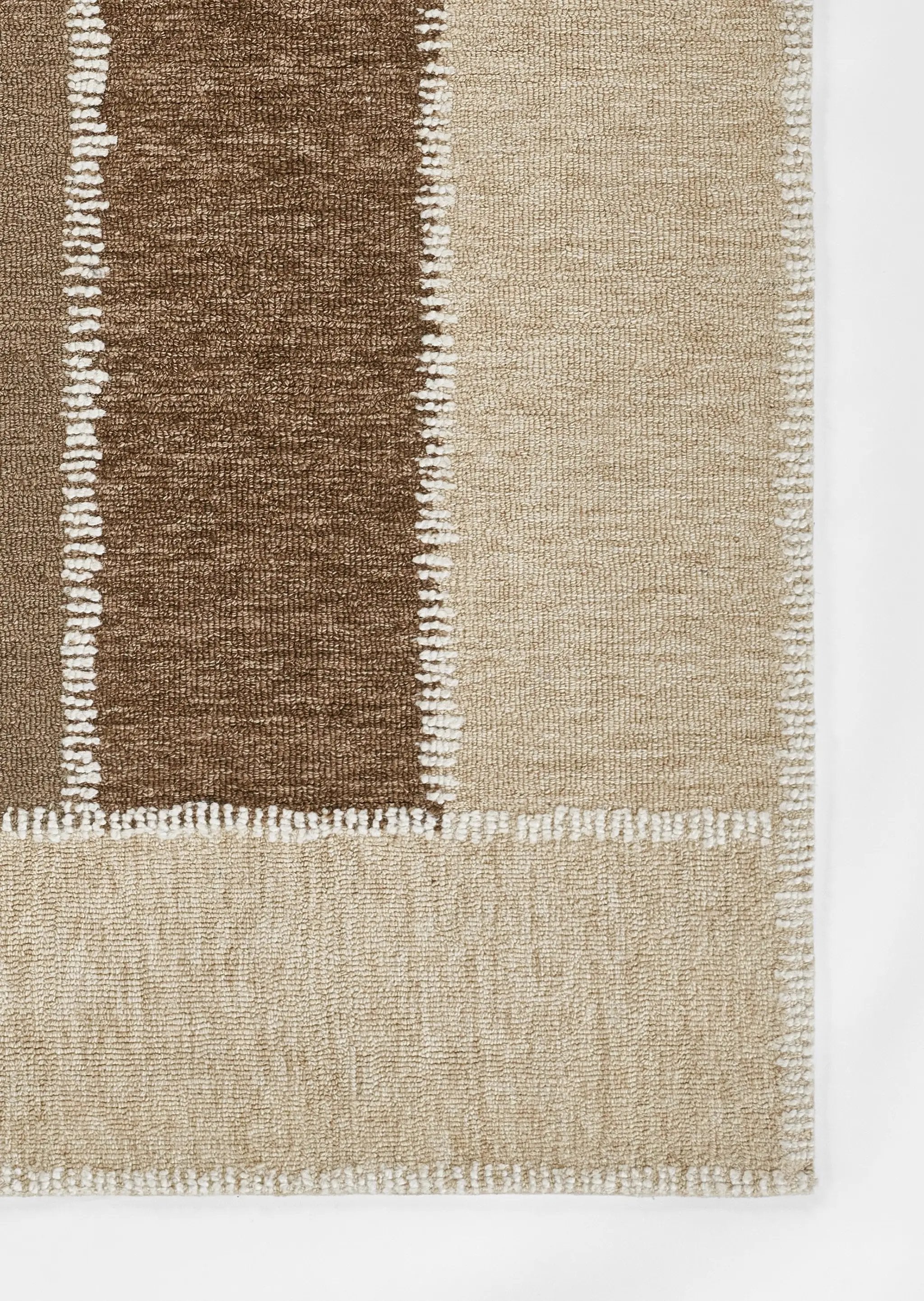 Archer ARC-4 Beige Area Rug by Momeni