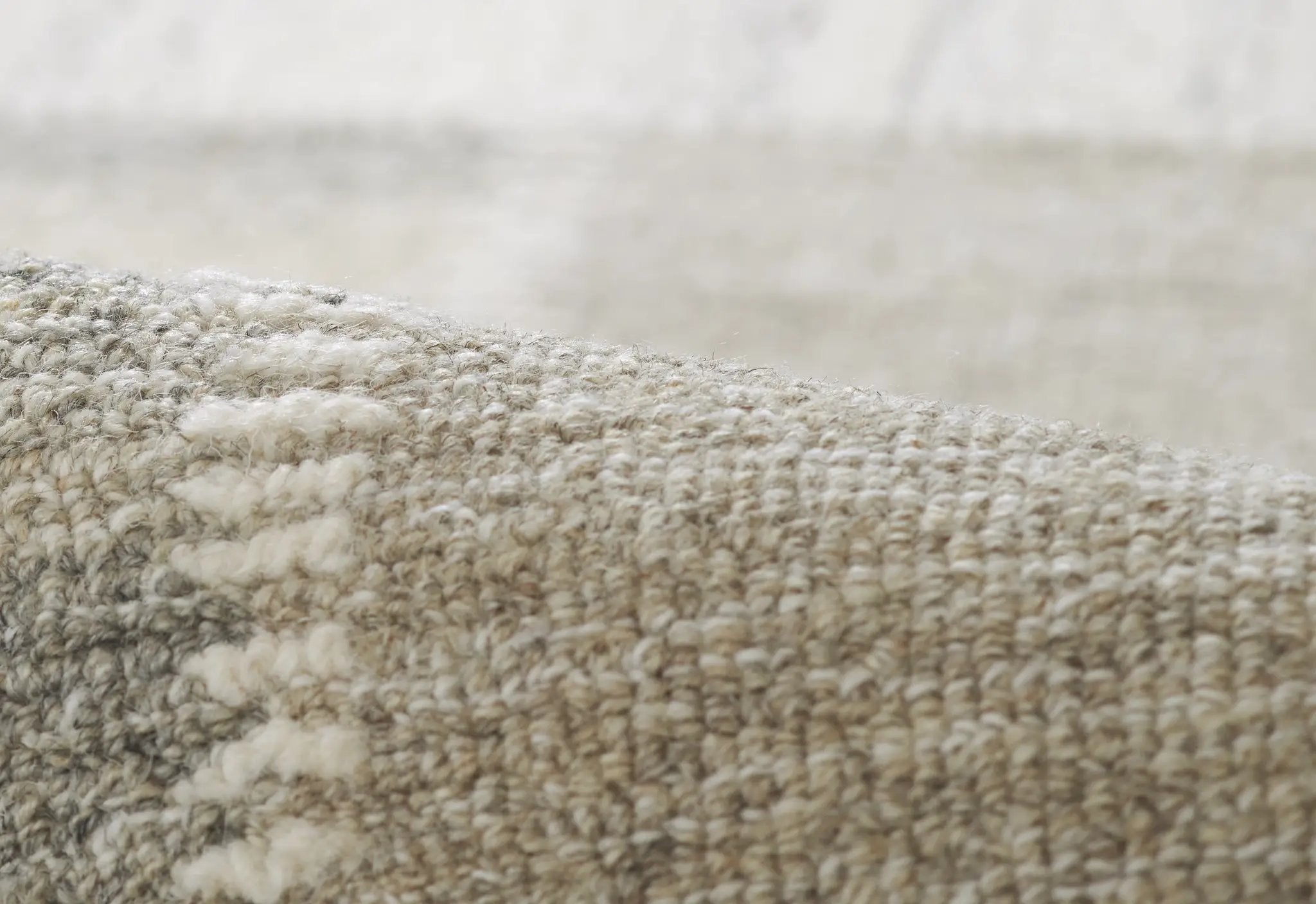 Archer ARC-4 Gray Area Rug by Momeni