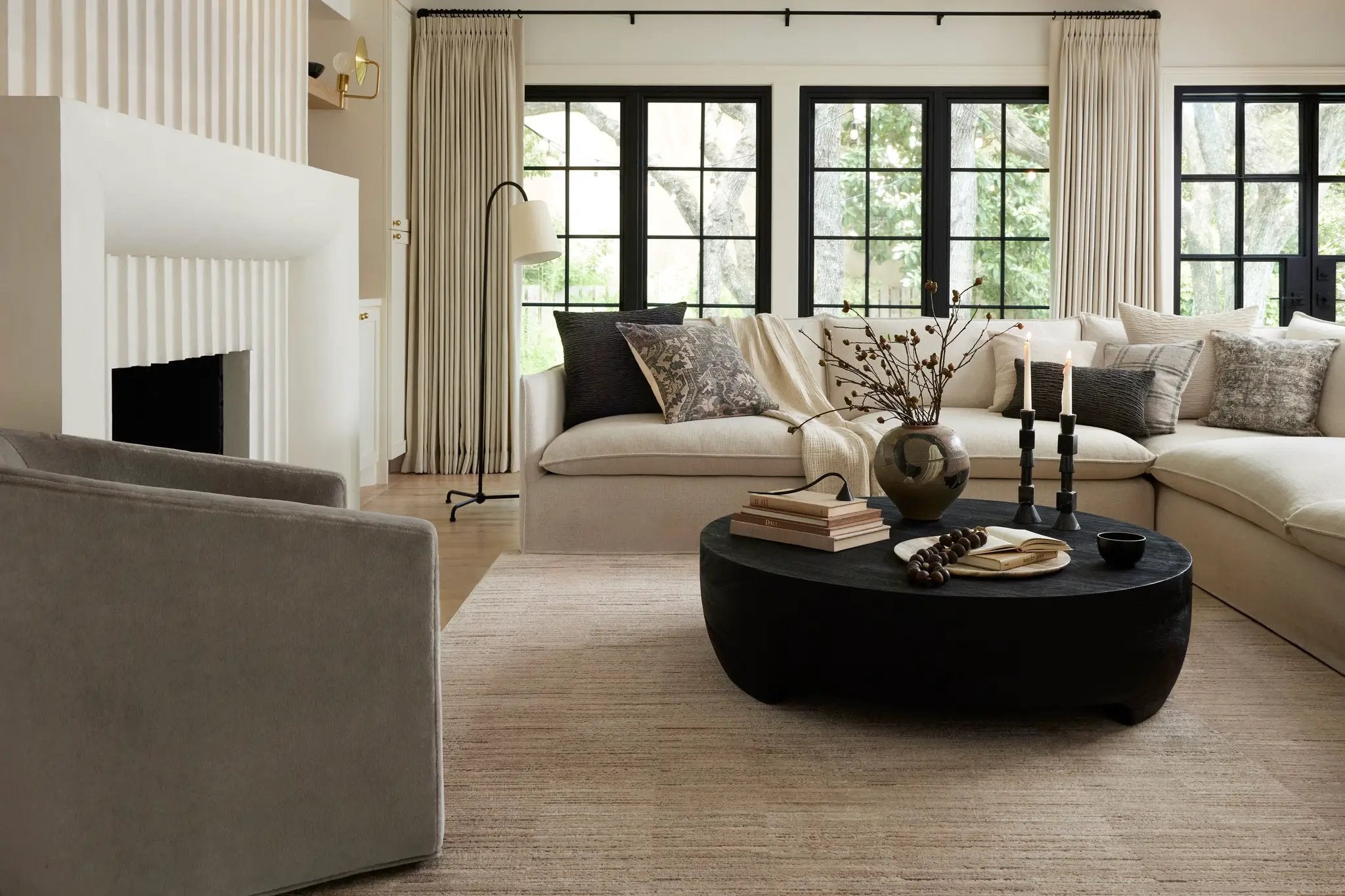 Arden ARD-01 Natural / Pebble Area Rug by Loloi