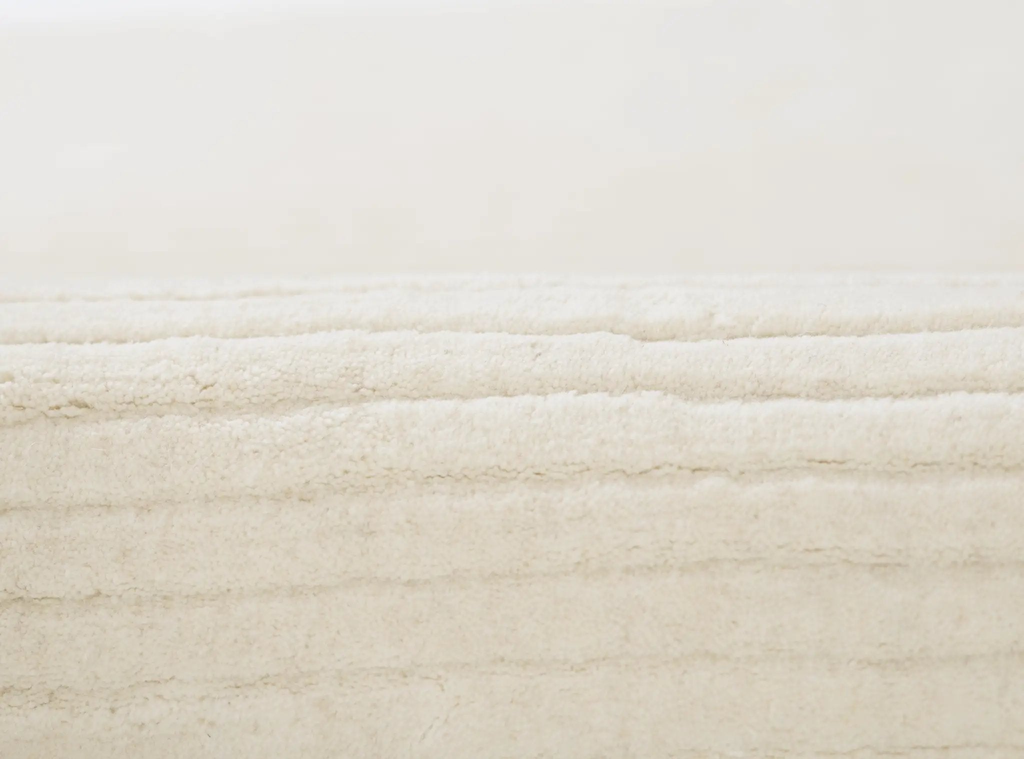 Asher ASH-1 White Area Rug by Momeni