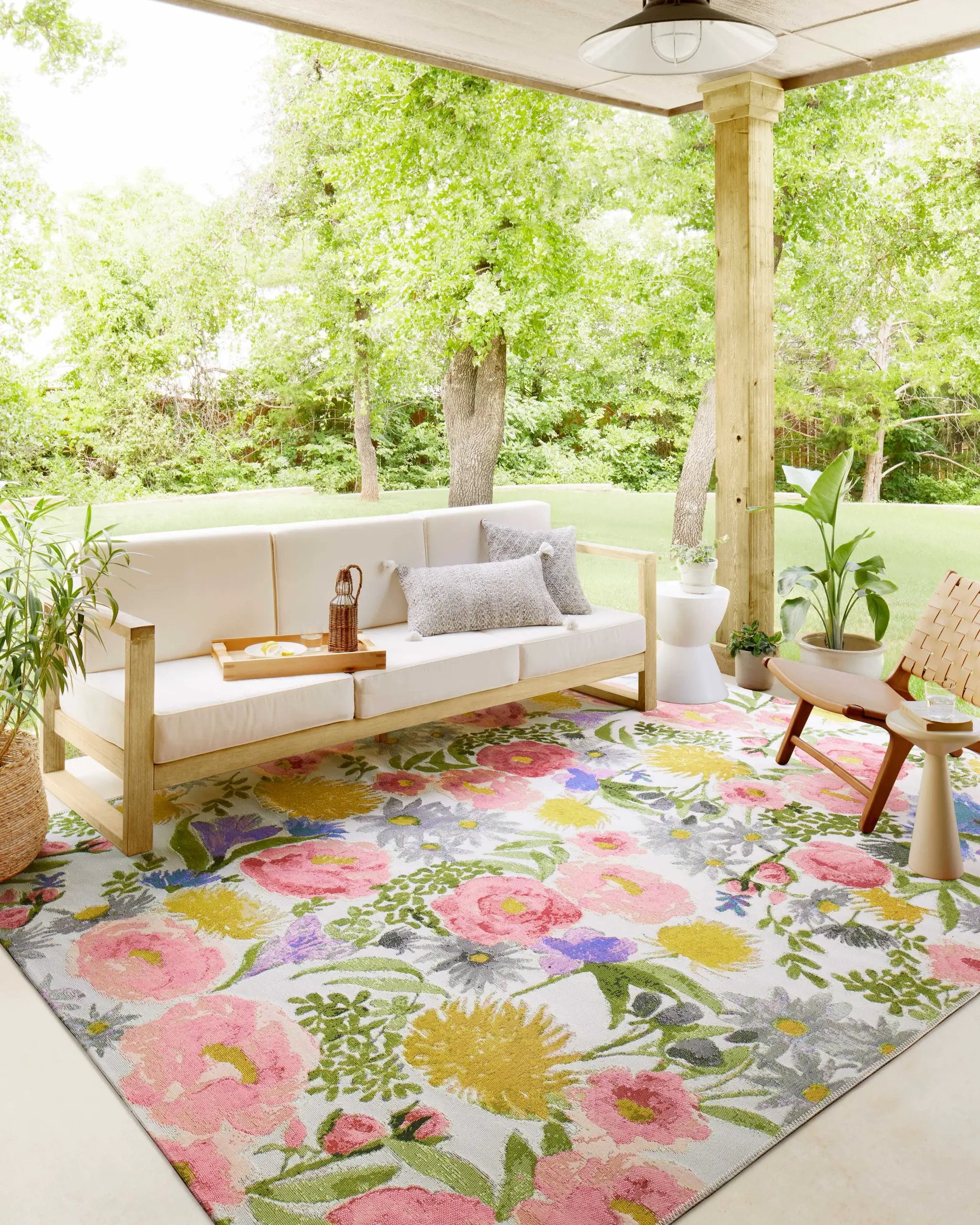 Botanical BOT-01 Ivory / Multi Area Rug by Loloi