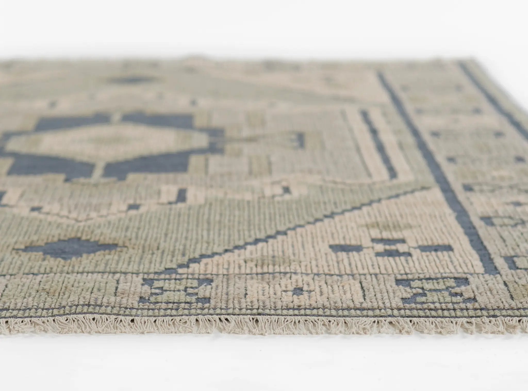 Bristol BRS-9 Blue Area Rug by Momeni