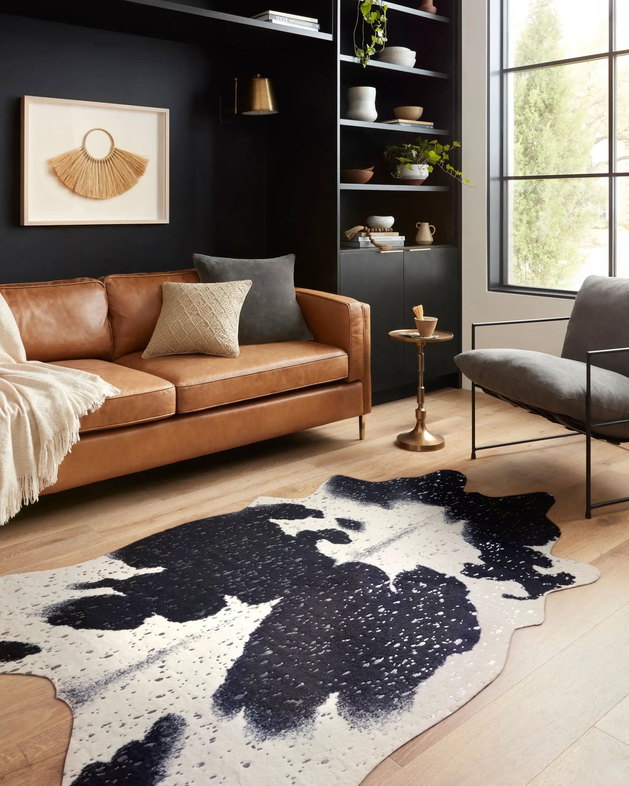 Bryce BZ-01 Black / Silver Area Rug by Loloi