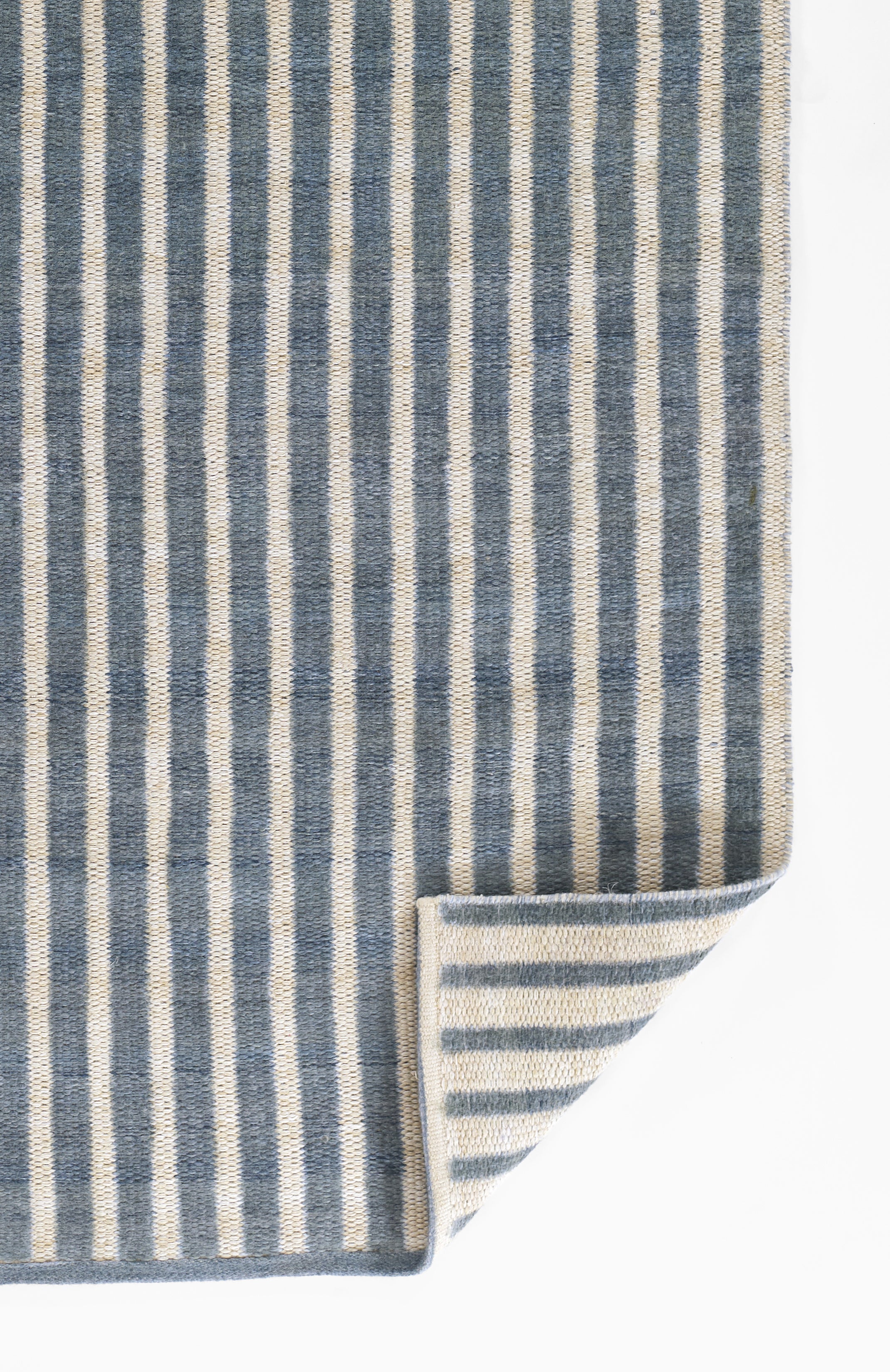 Caicos CAI-4 Blue Area Rug, eco-friendly PET fibers with modern geometric patterns