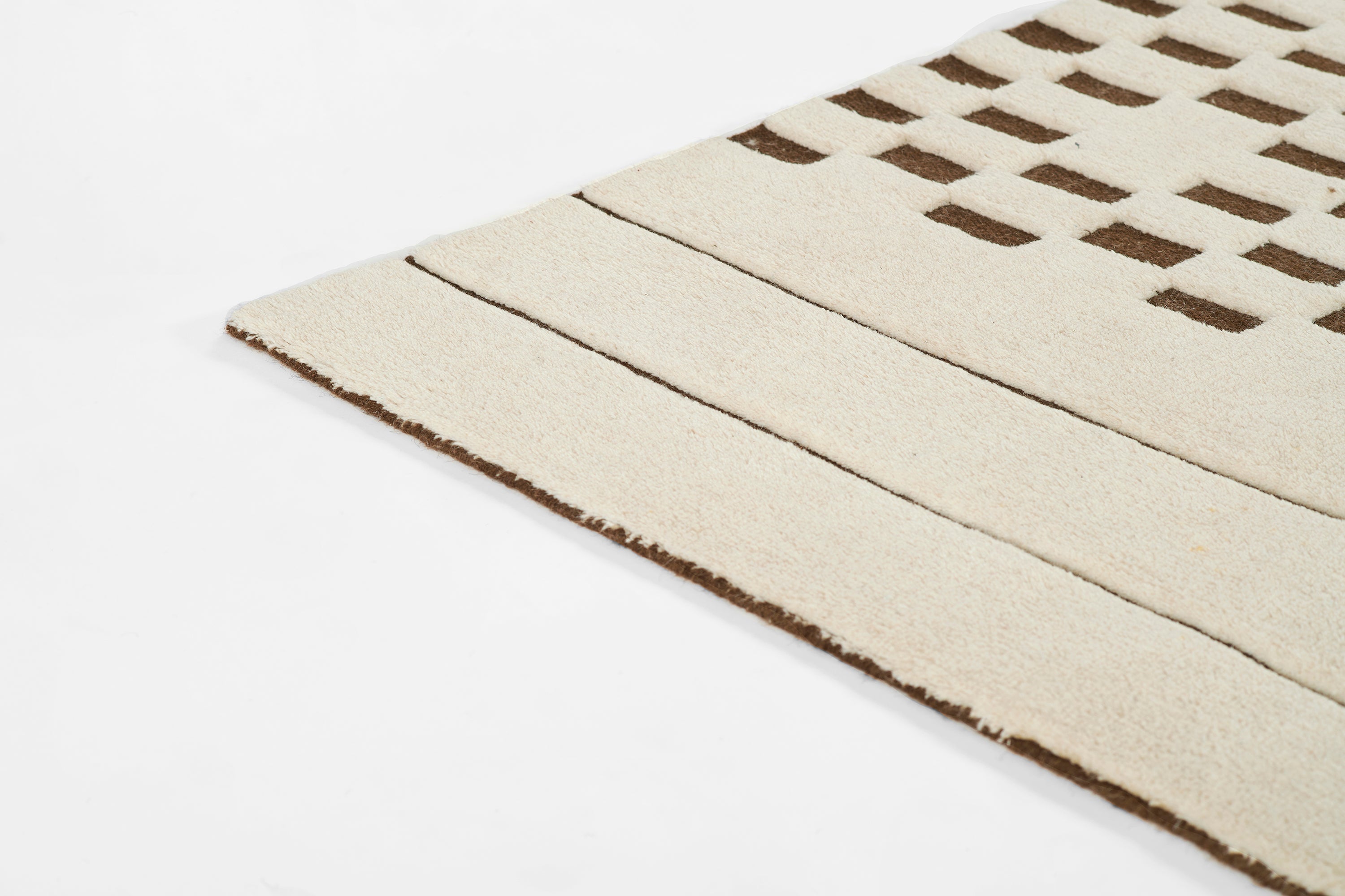 Momeni Canyon CYN-3 Brown Rug