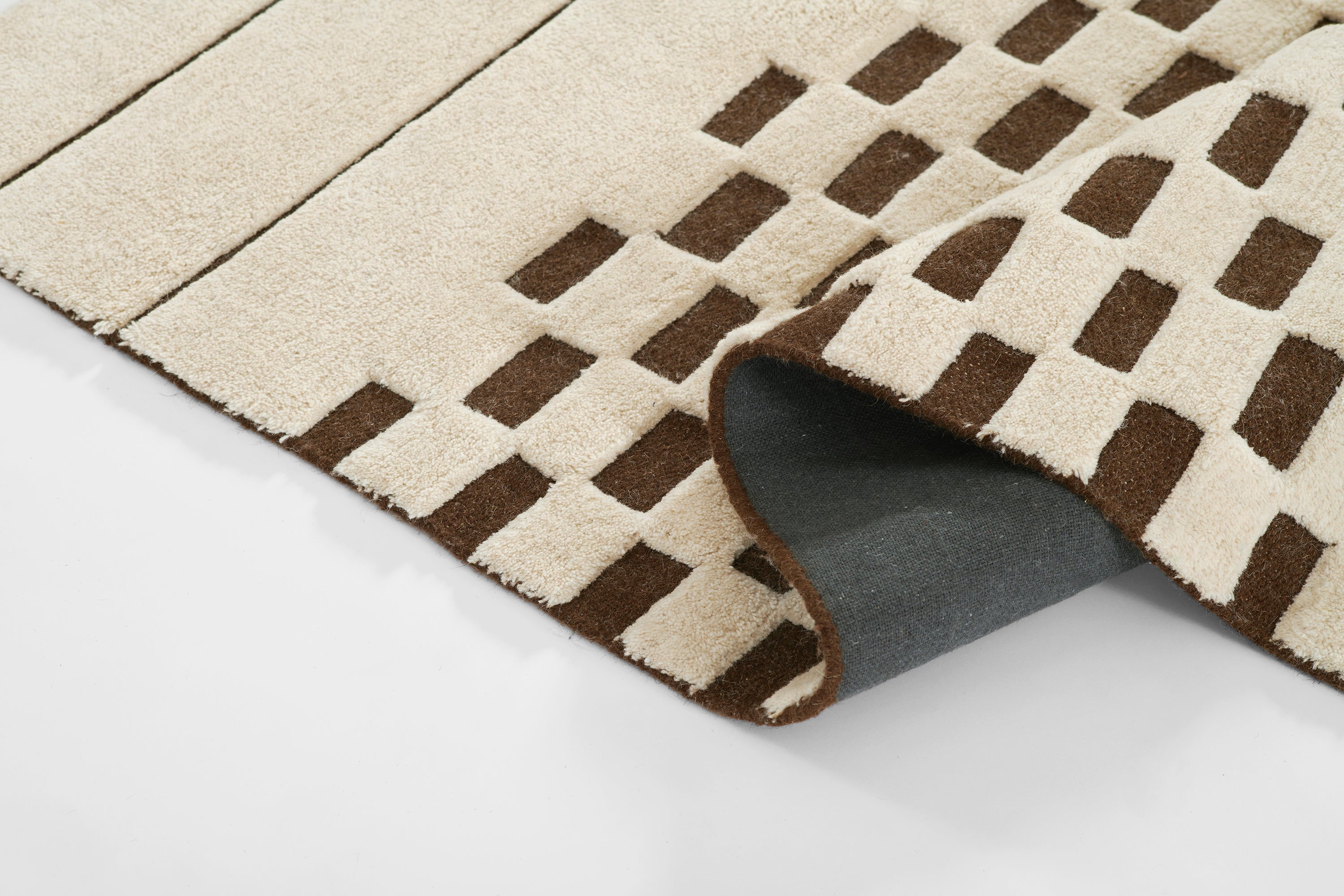 Momeni Canyon CYN-3 Brown Rug