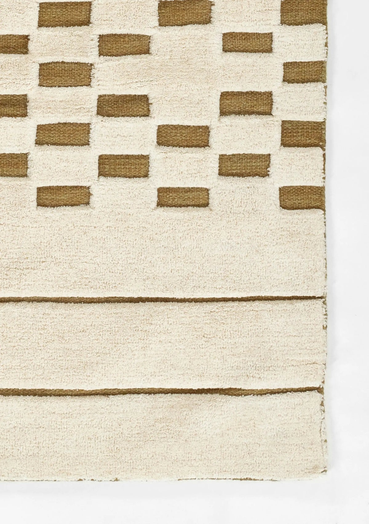 Canyon CYN-3 Green Area Rug by Momeni