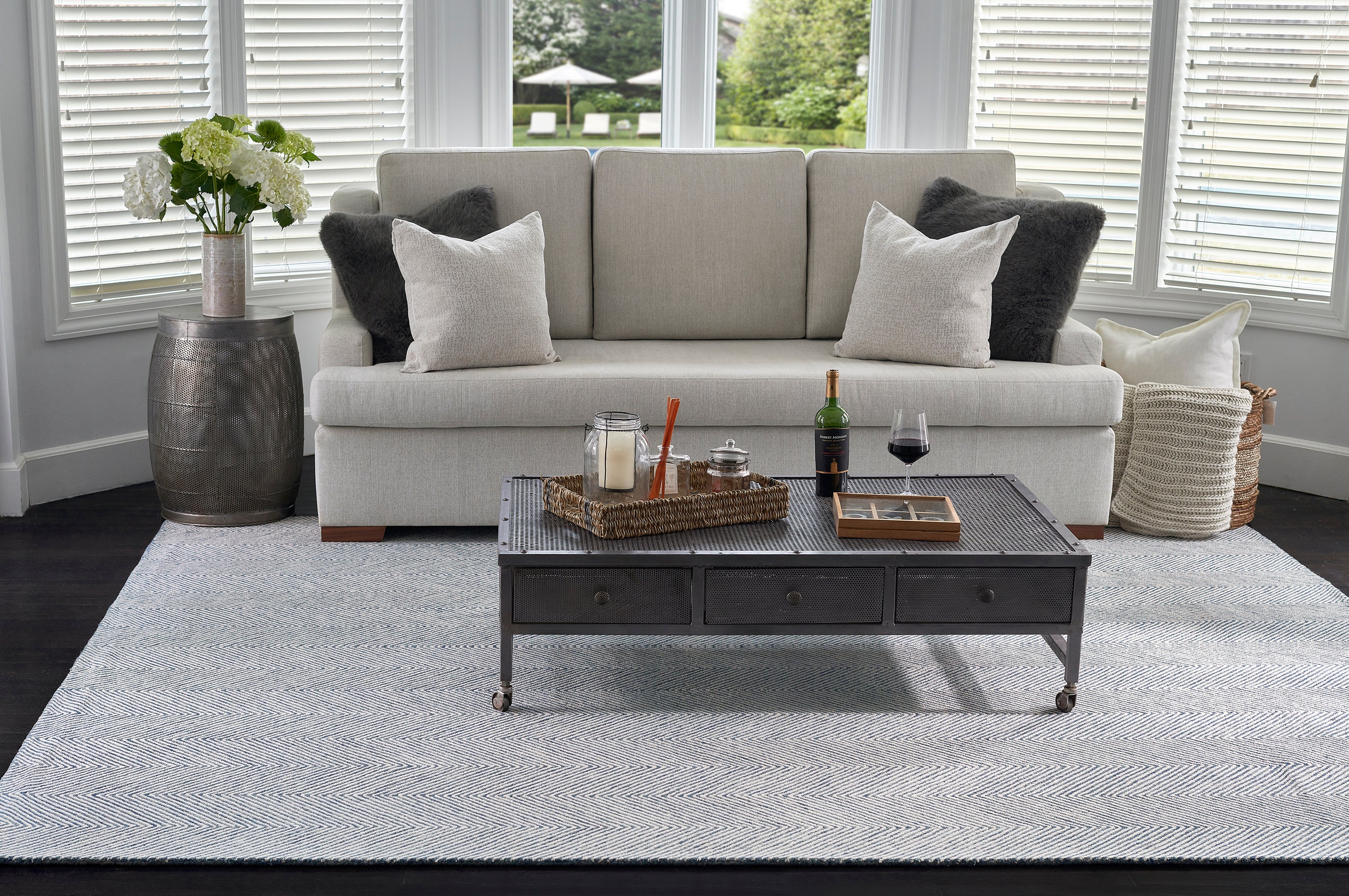 Momeni Charles CHR-1 Blue Hand Tufted Area Rug