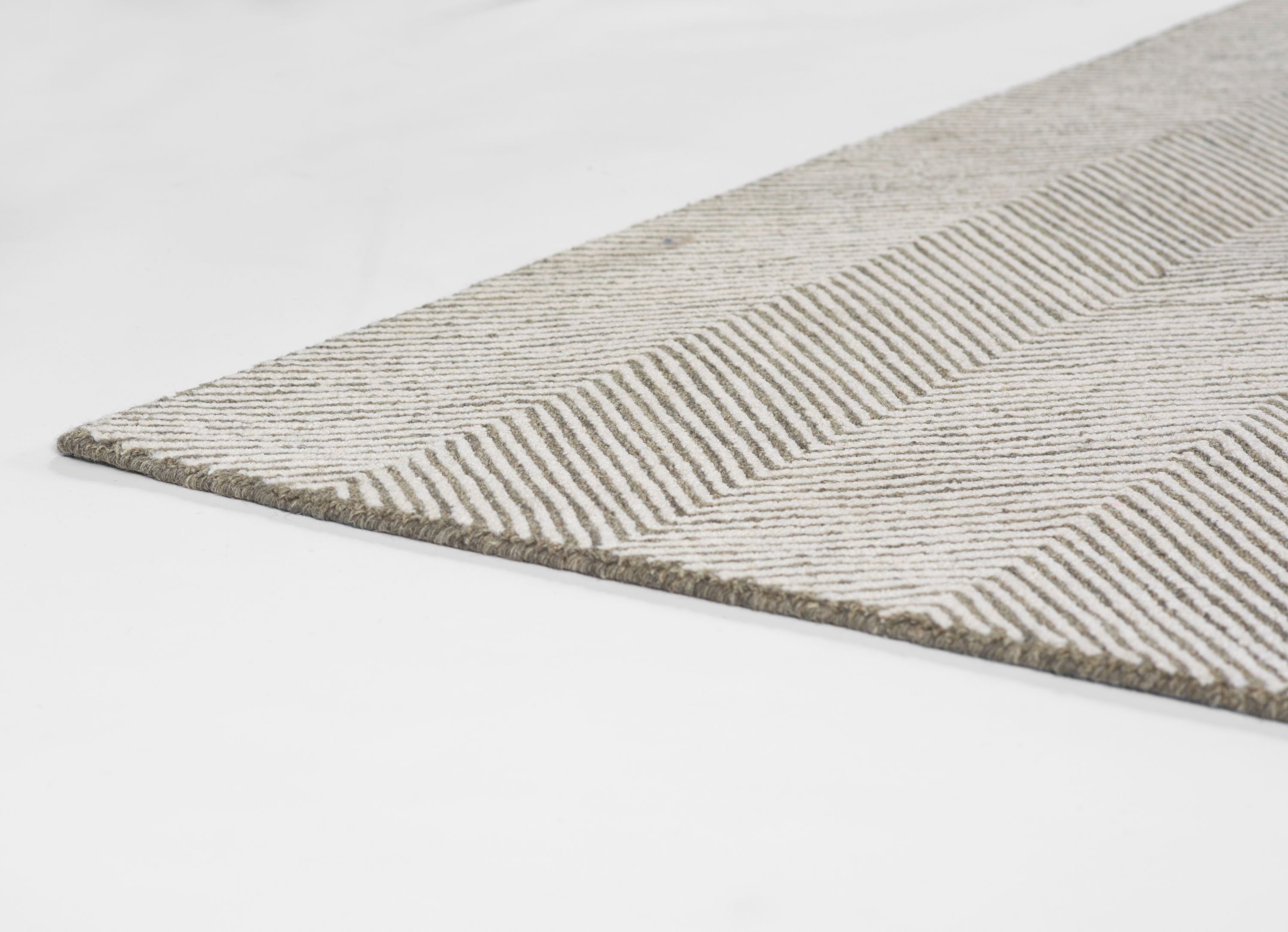 Momeni Charles CHR-1 Gray Hand Tufted Area Rug