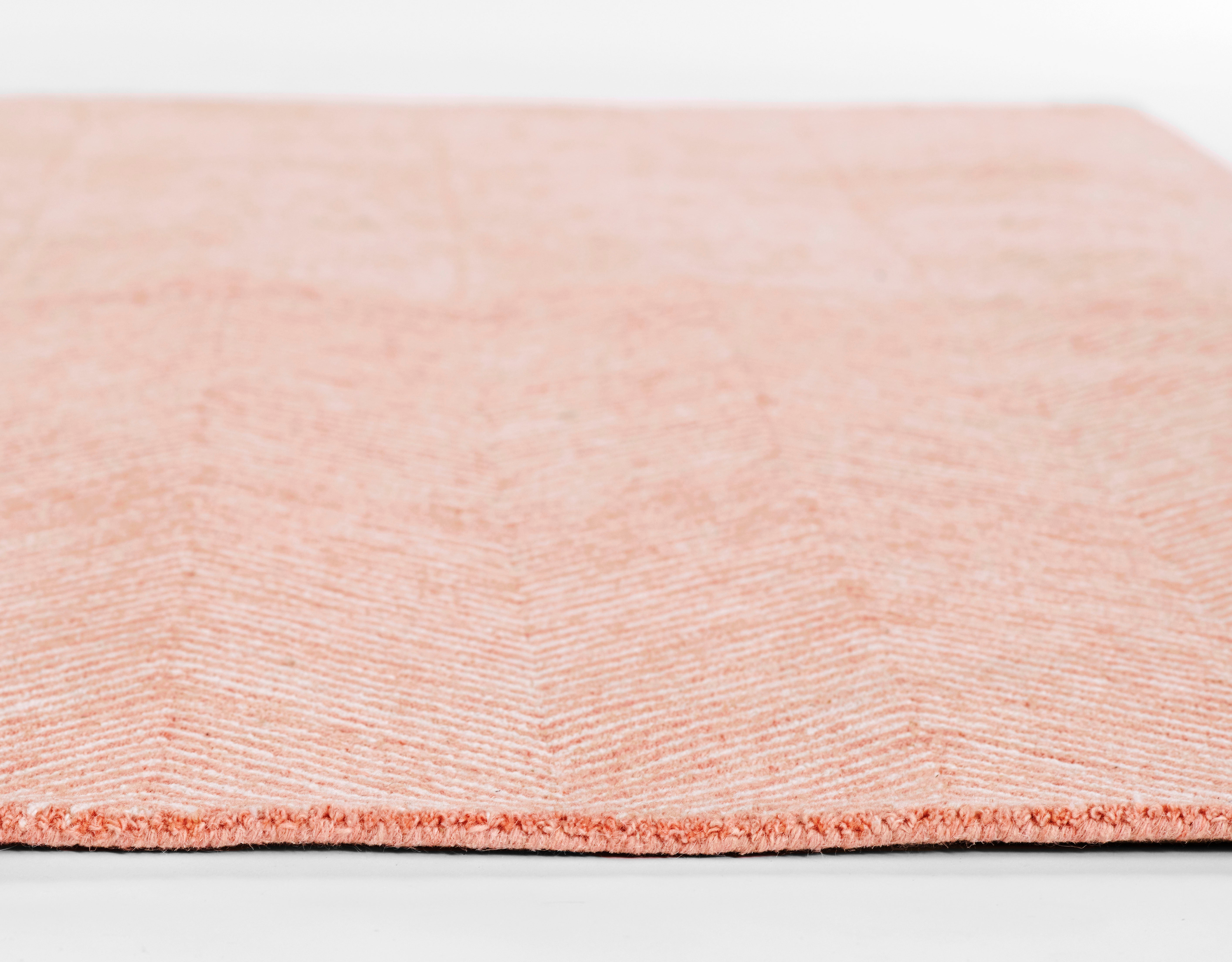 Momeni Charles CHR-1 Pink Area Rug
