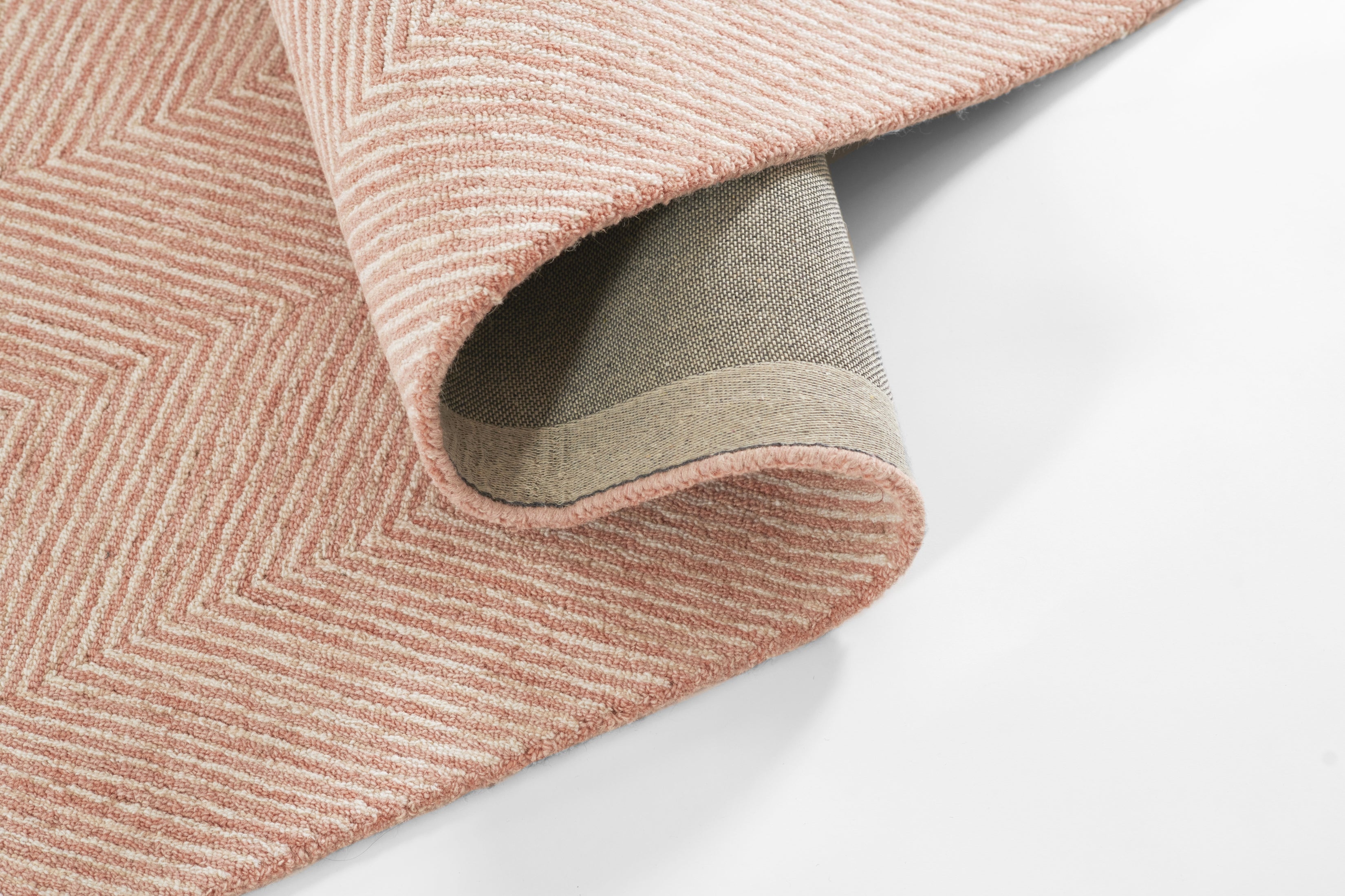 Momeni Charles CHR-1 Pink Area Rug