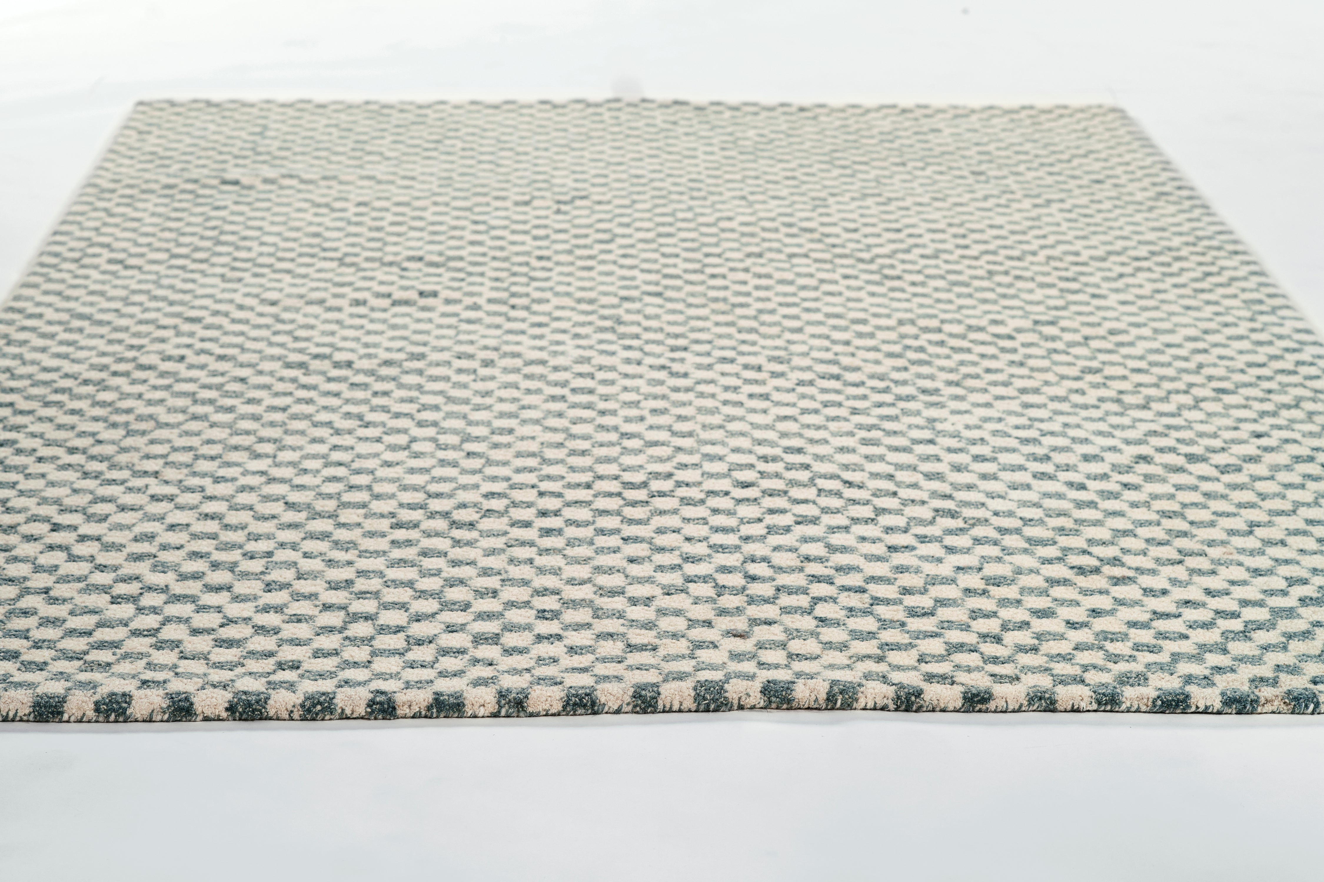 Momeni Charles CHR-2 Blue Hand Tufted Area Rug