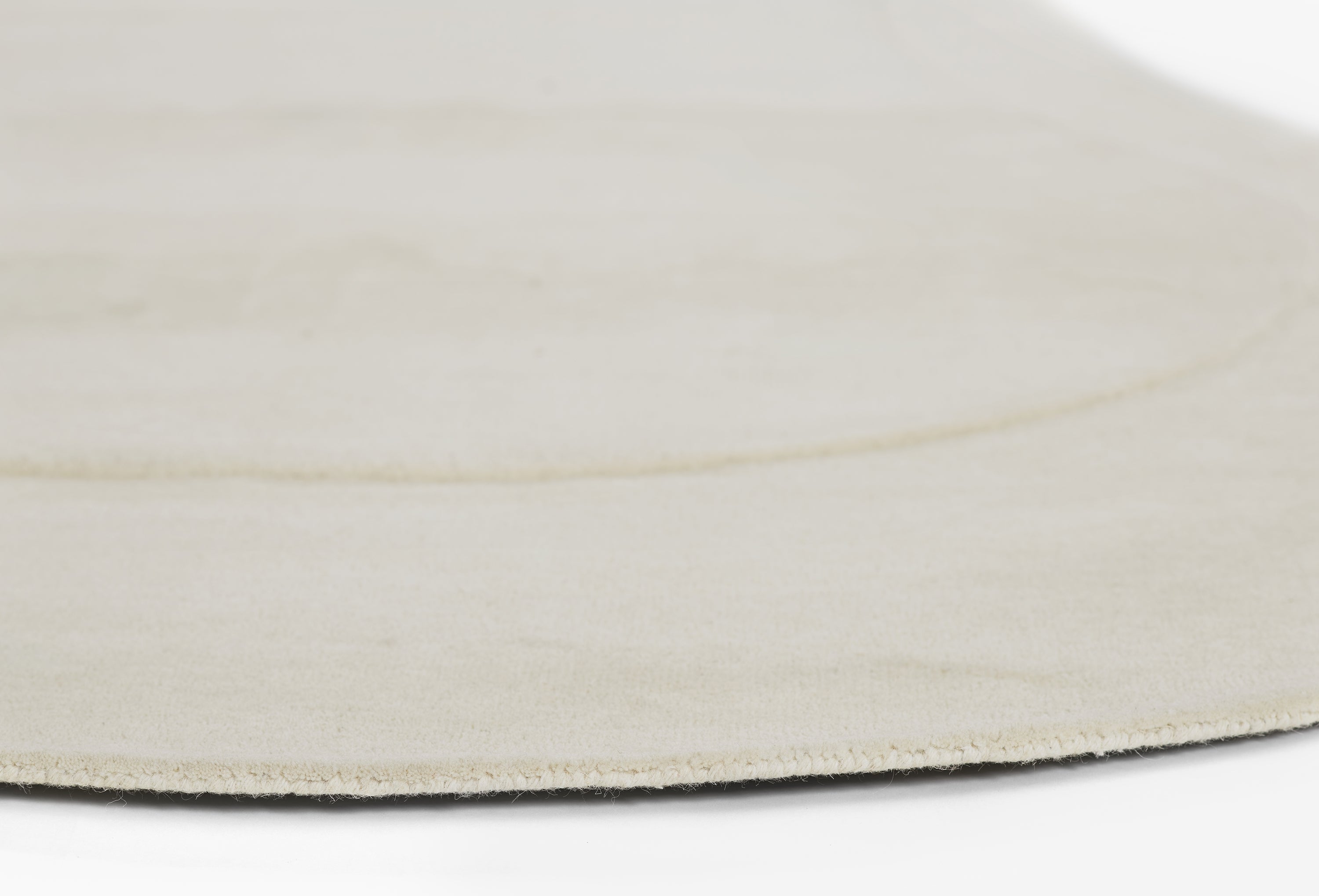 Momeni Claude CUD-1 Ivory Hand Tufted Area Rug