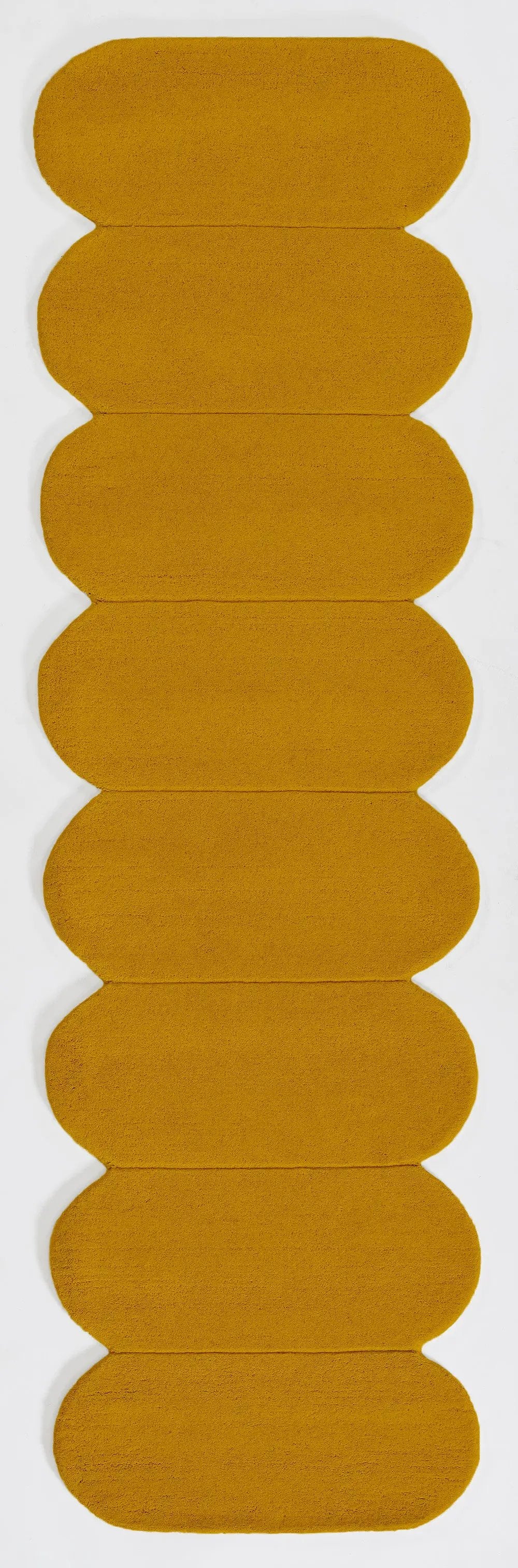 Claude CUD-2 Turmeric Area Rug by Momeni
