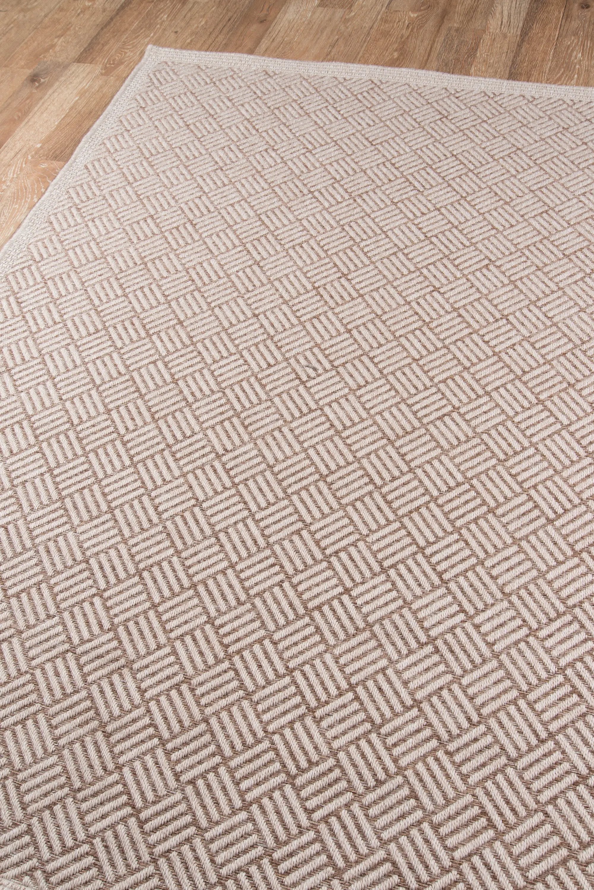 Como COM-4 Tan Area Rug by Momeni