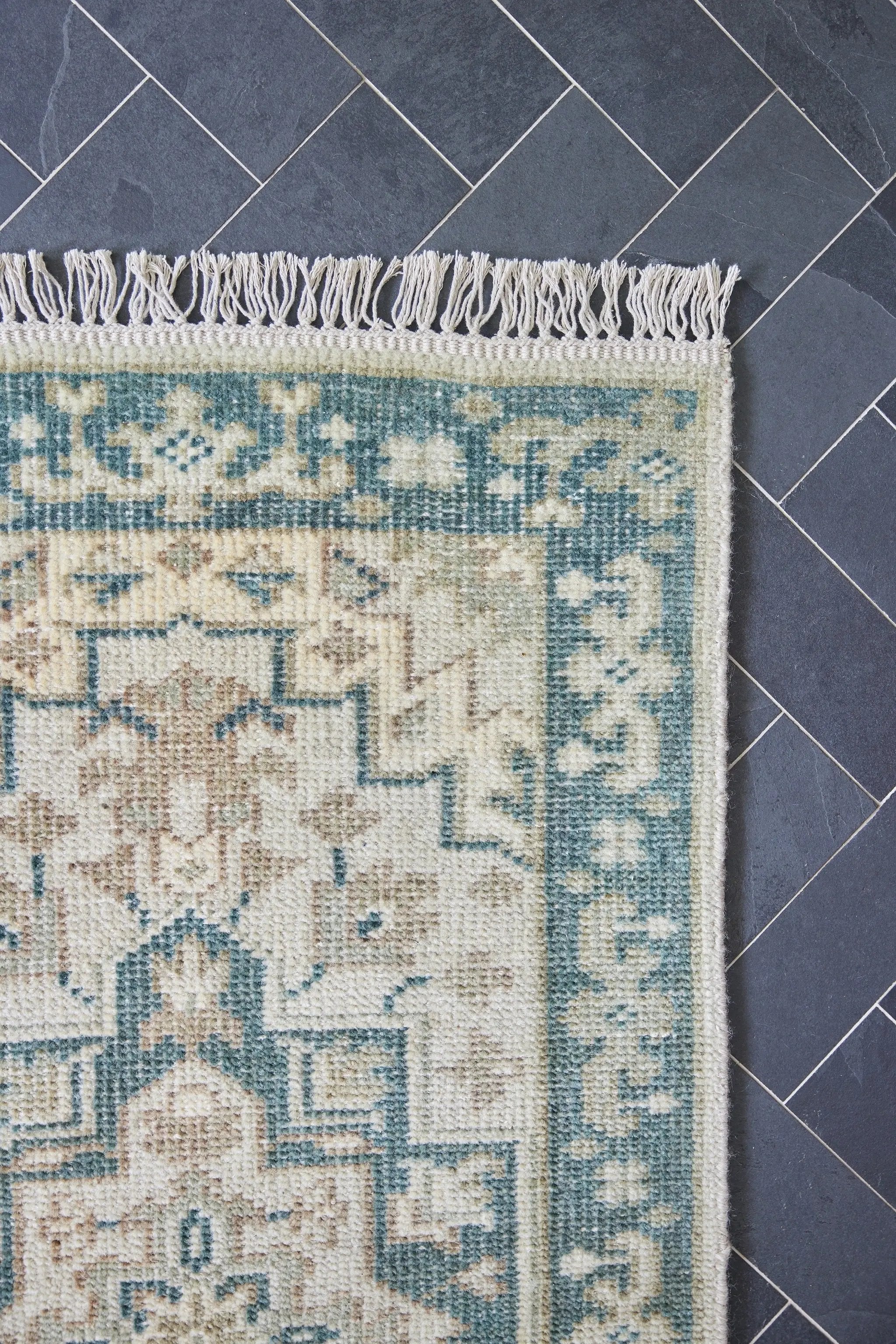 Concord CRD-5 Green Area Rug by Erin Gates by Momeni