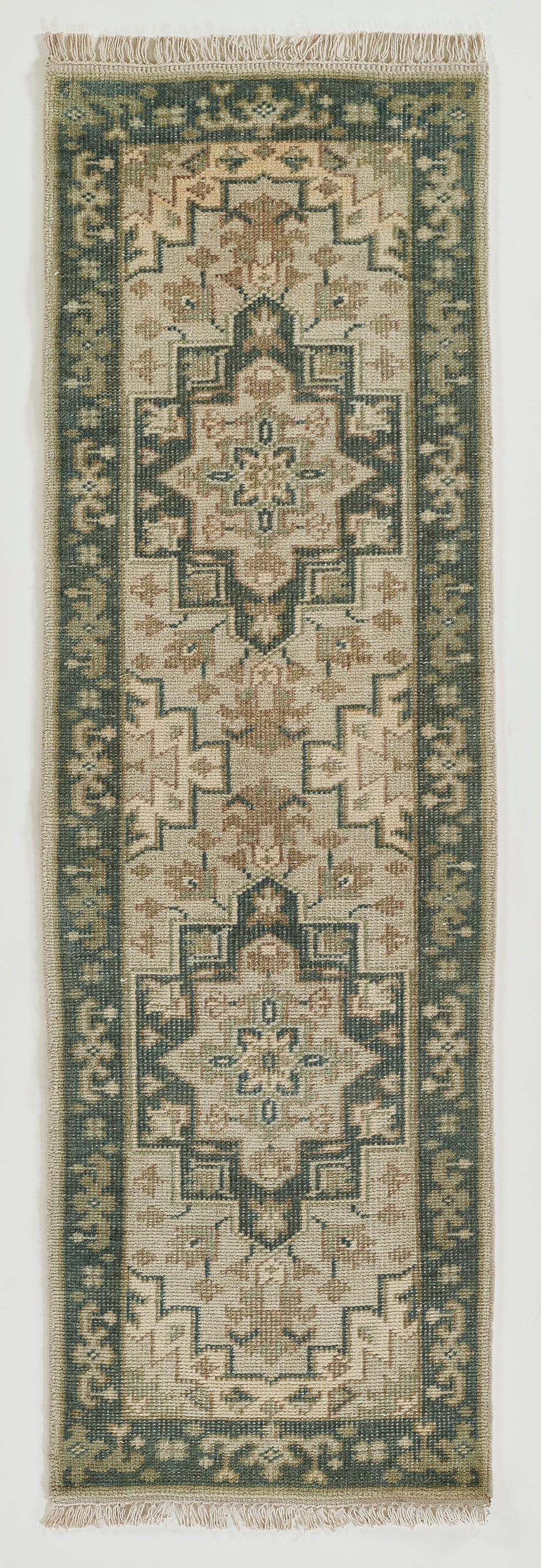 Erin Gates Concord CRD-5 Green Hand Knotted Area Rug by Momeni
