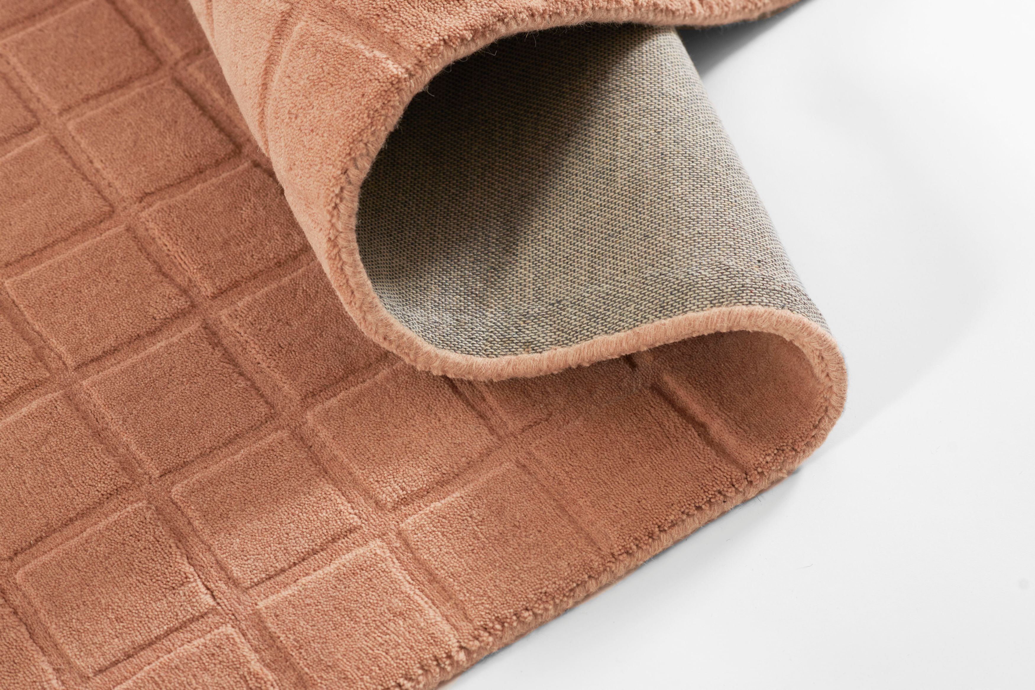 Momeni Contour CON-1 Blush Hand Woven Area Rug