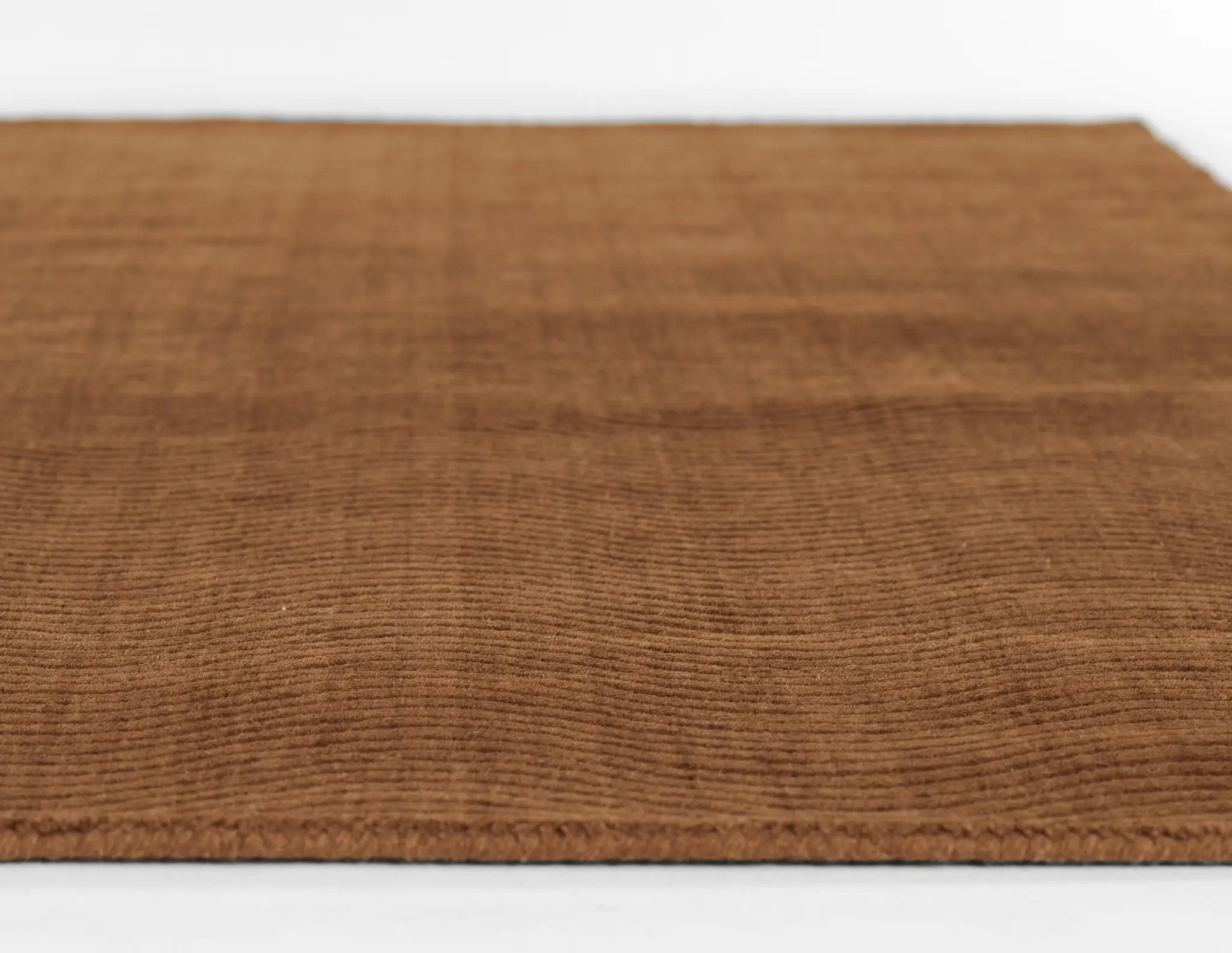 Contour CON-3 Mocha Area Rug by Momeni