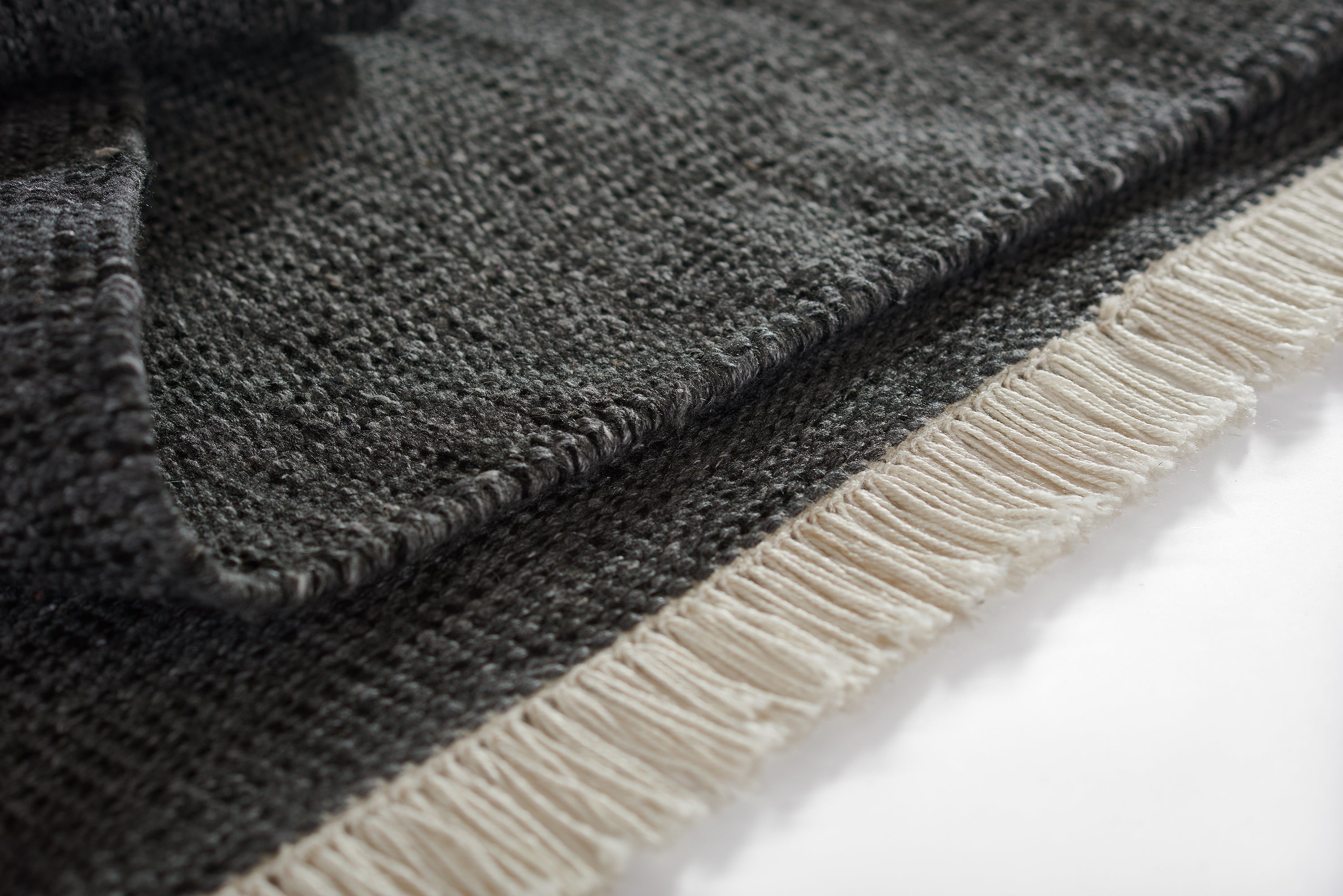 Momeni Cove CV-01 Charcoal Hand Woven Area Rug