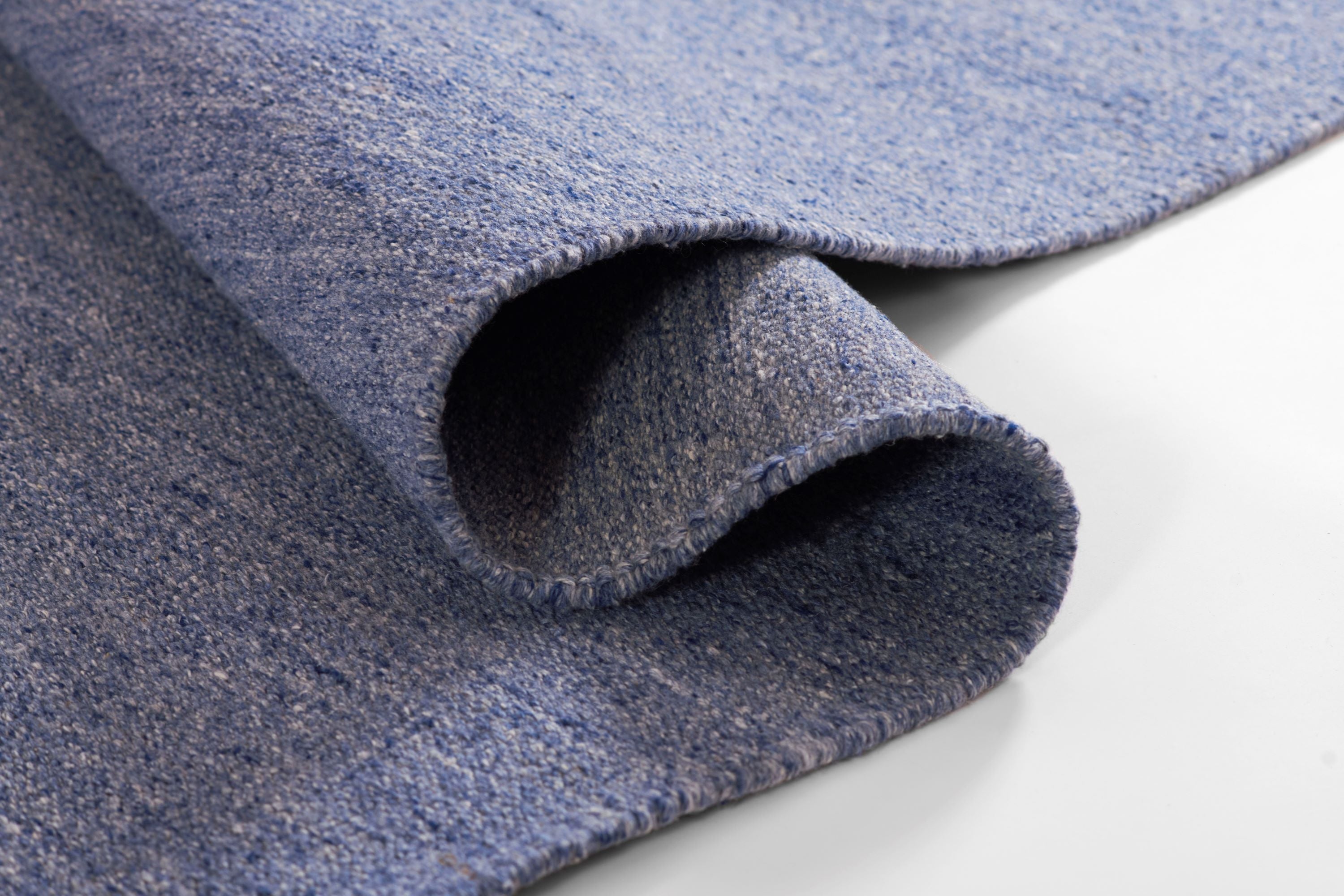 Momeni Cove CV-01 Denim Hand Woven Area Rug