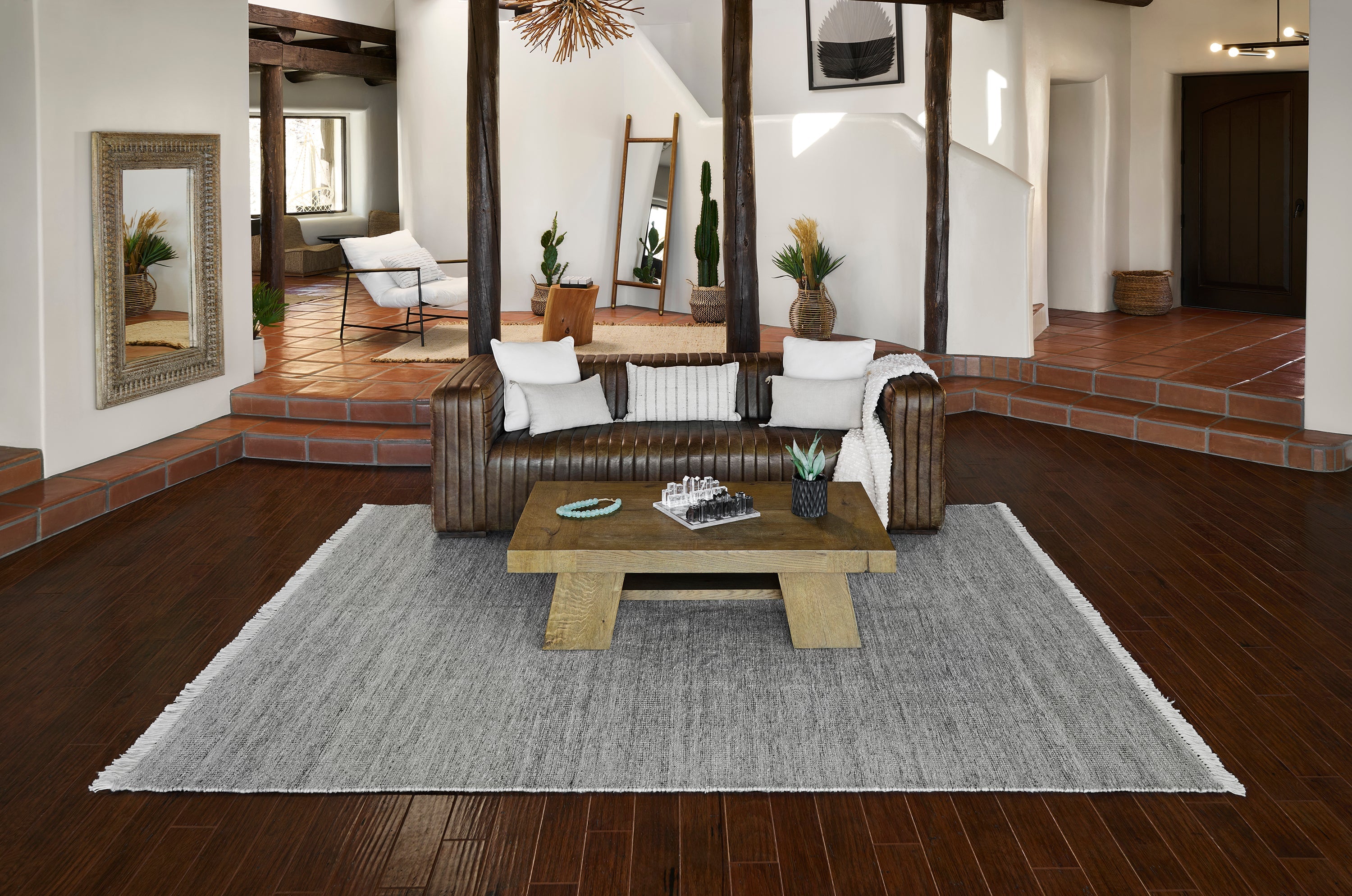 Momeni Cove CV-01 Silver Hand Woven Area Rug