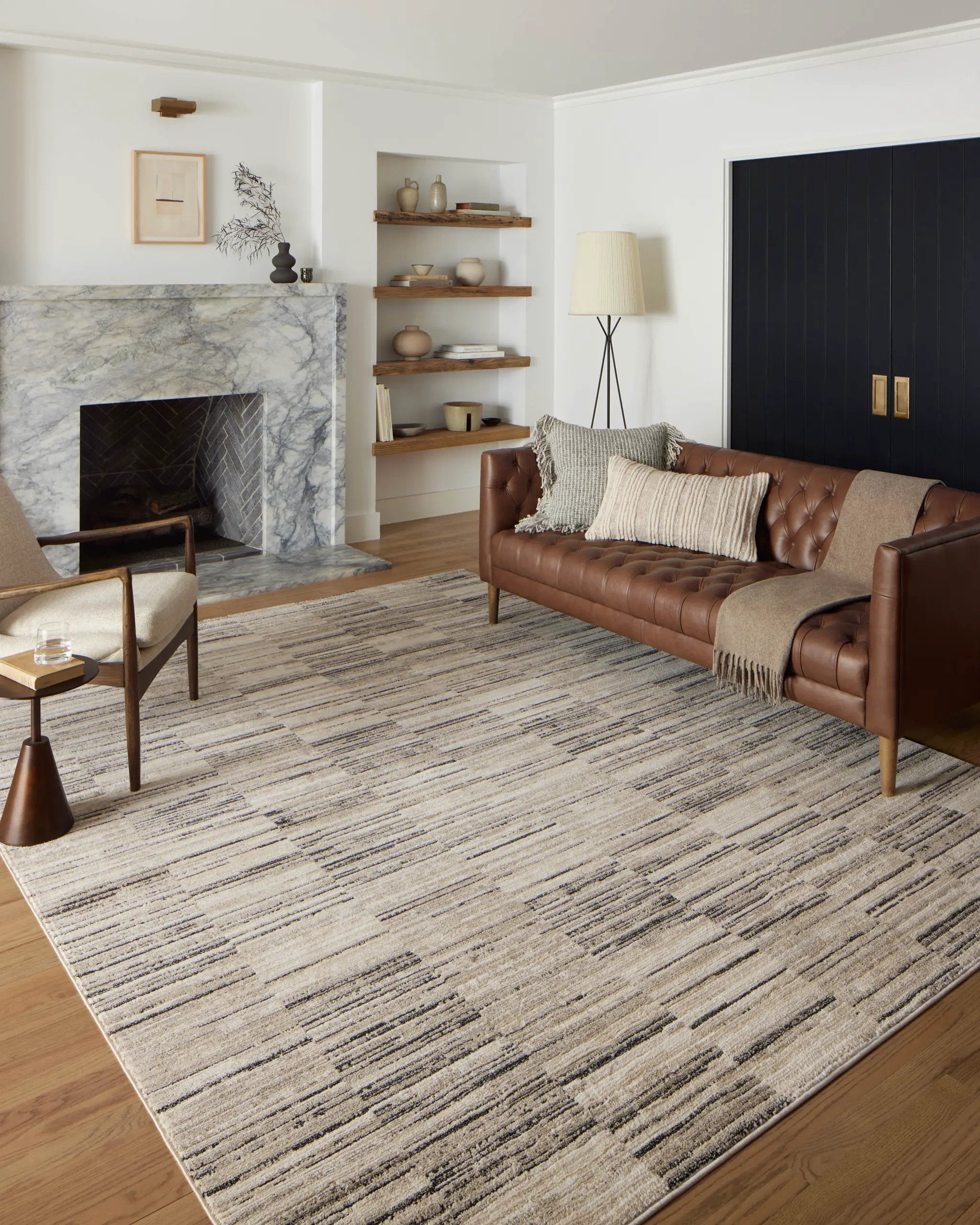 Darby DAR-01 Charcoal / Sand Area Rug by Loloi