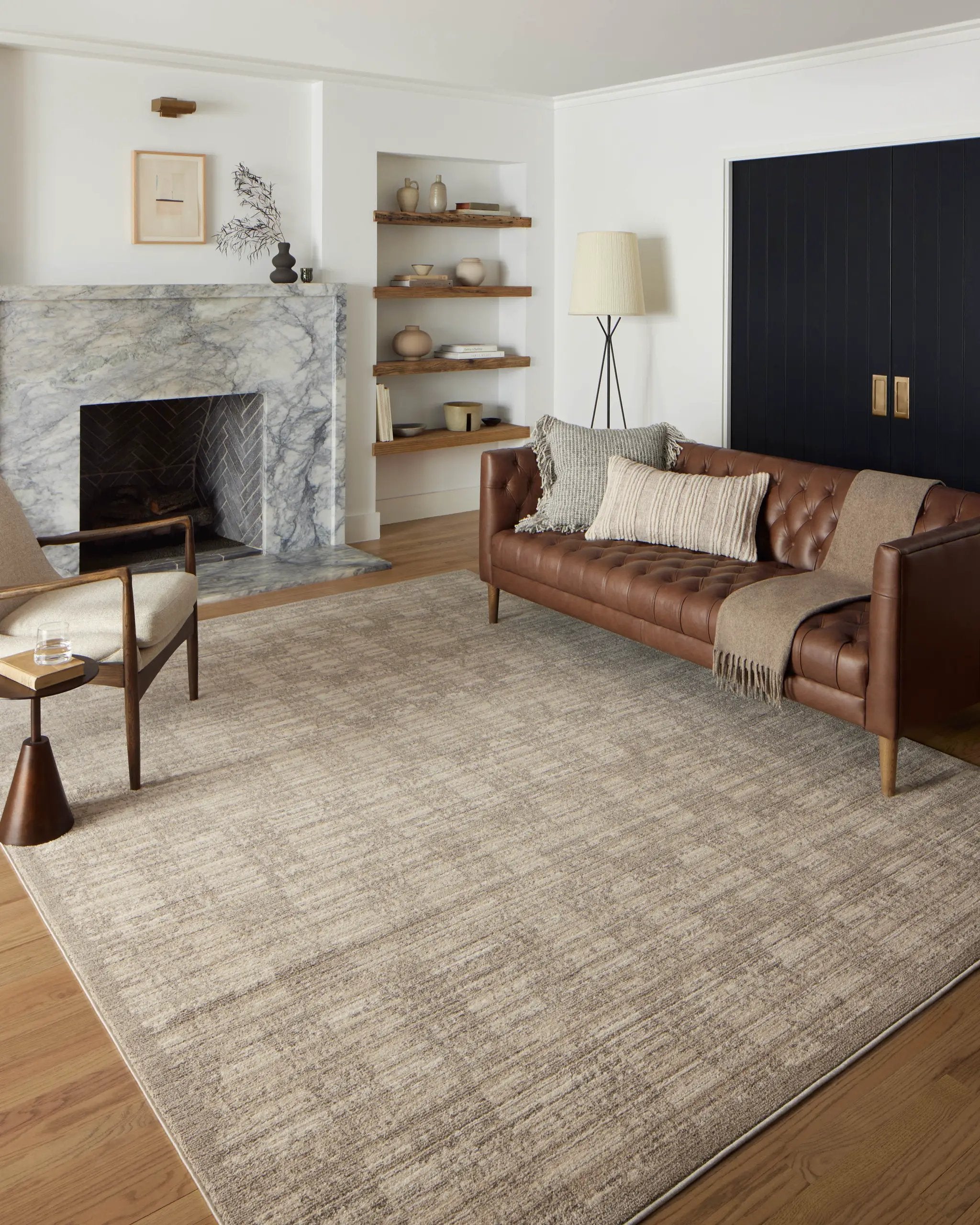Darby DAR-07 Pebble / Sand Area Rug by Loloi
