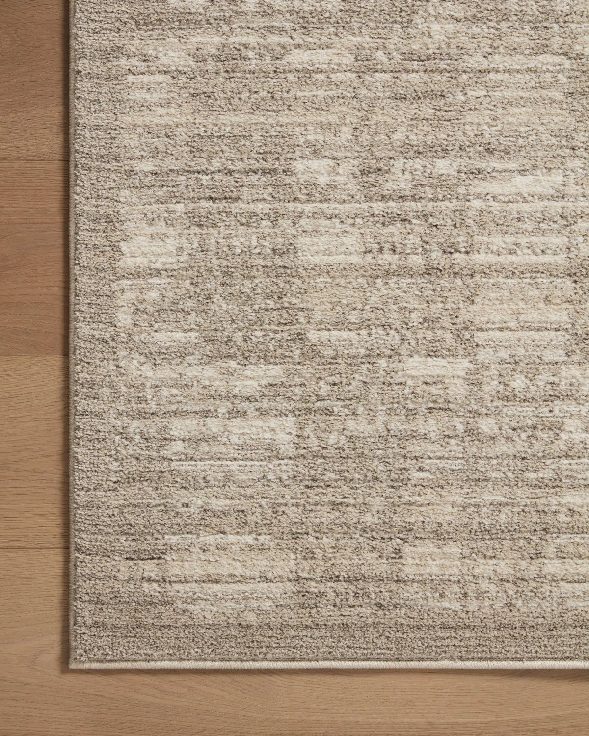 Darby DAR-07 Pebble / Sand Area Rug by Loloi