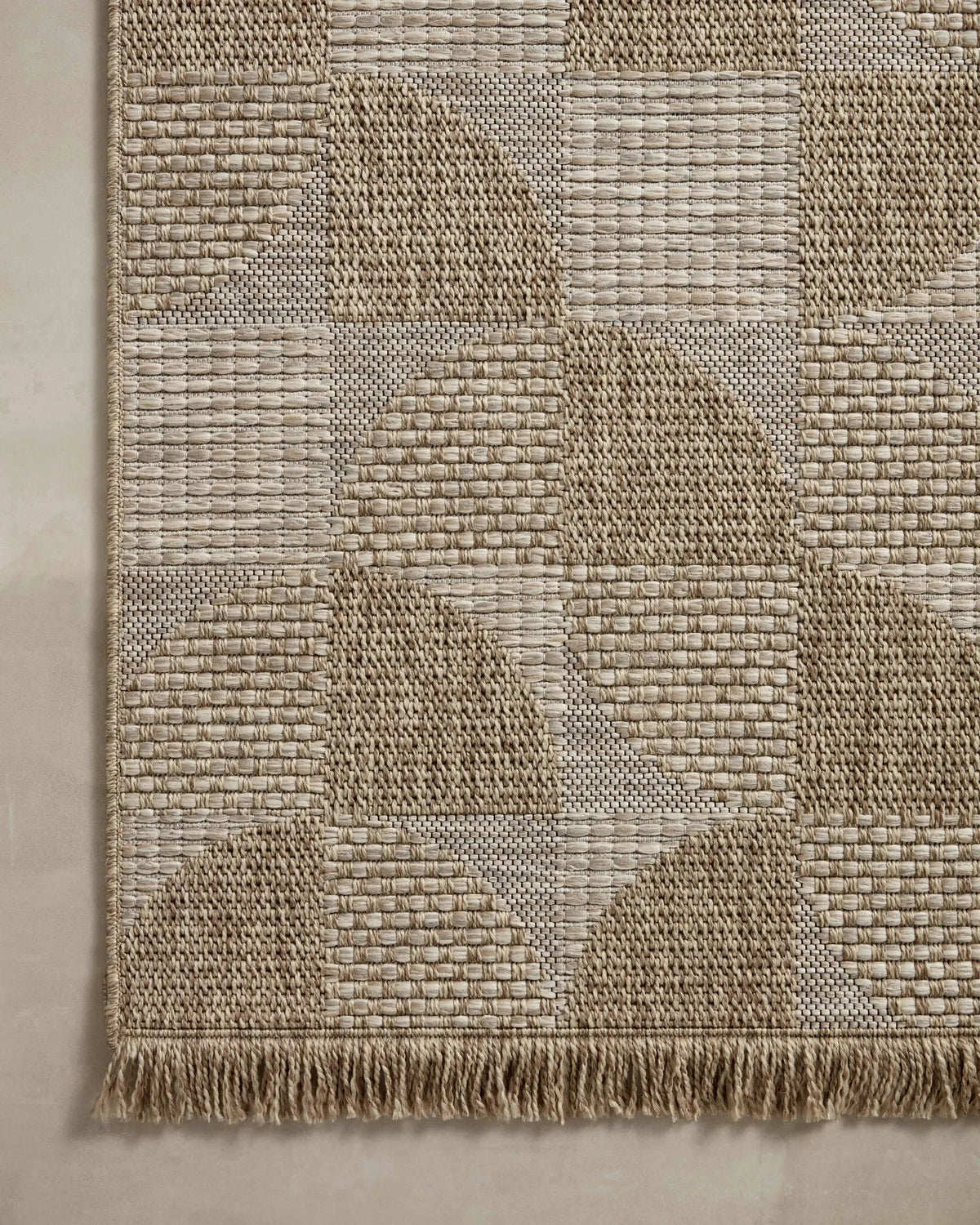 Dawn DAW-08 Natural Area Rug by Loloi