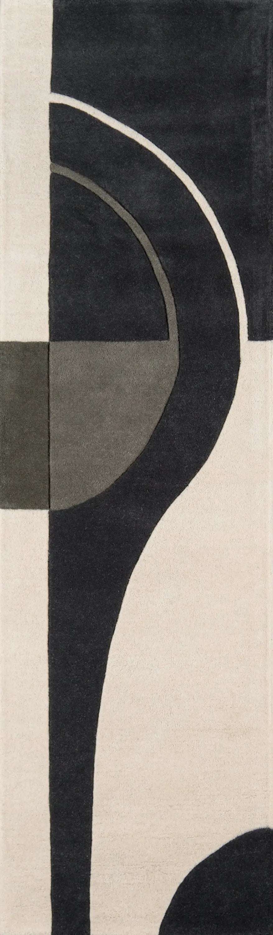 Delhi DL-22 Charcoal Area Rug by Momeni