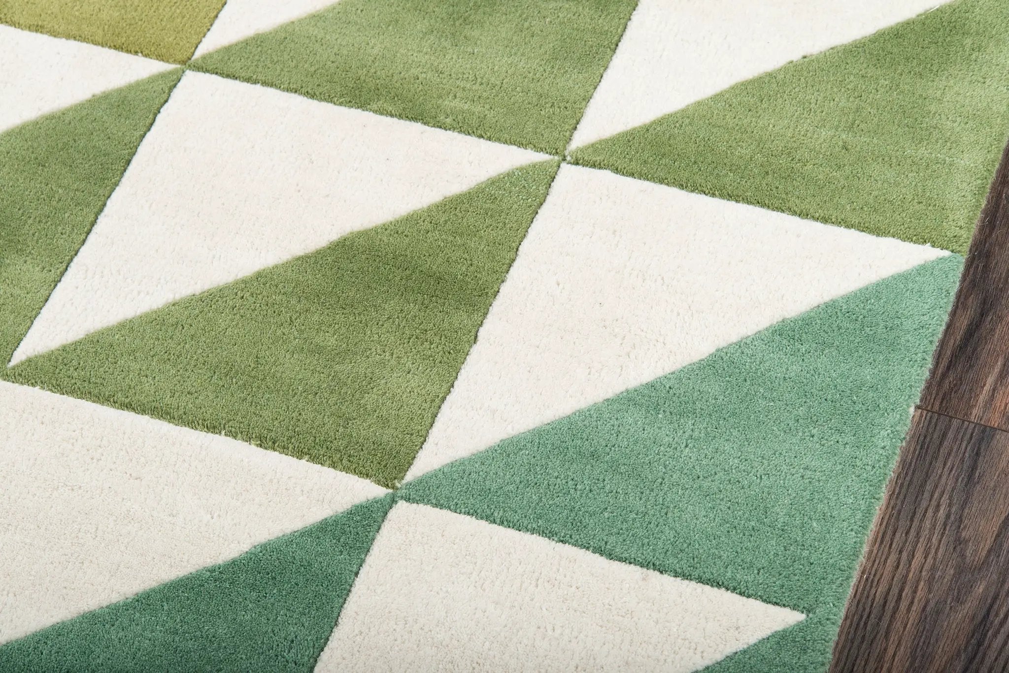 Delmar DEL-6 (Agatha Side Triangle) Lime Area Rug by Novogratz by Momeni