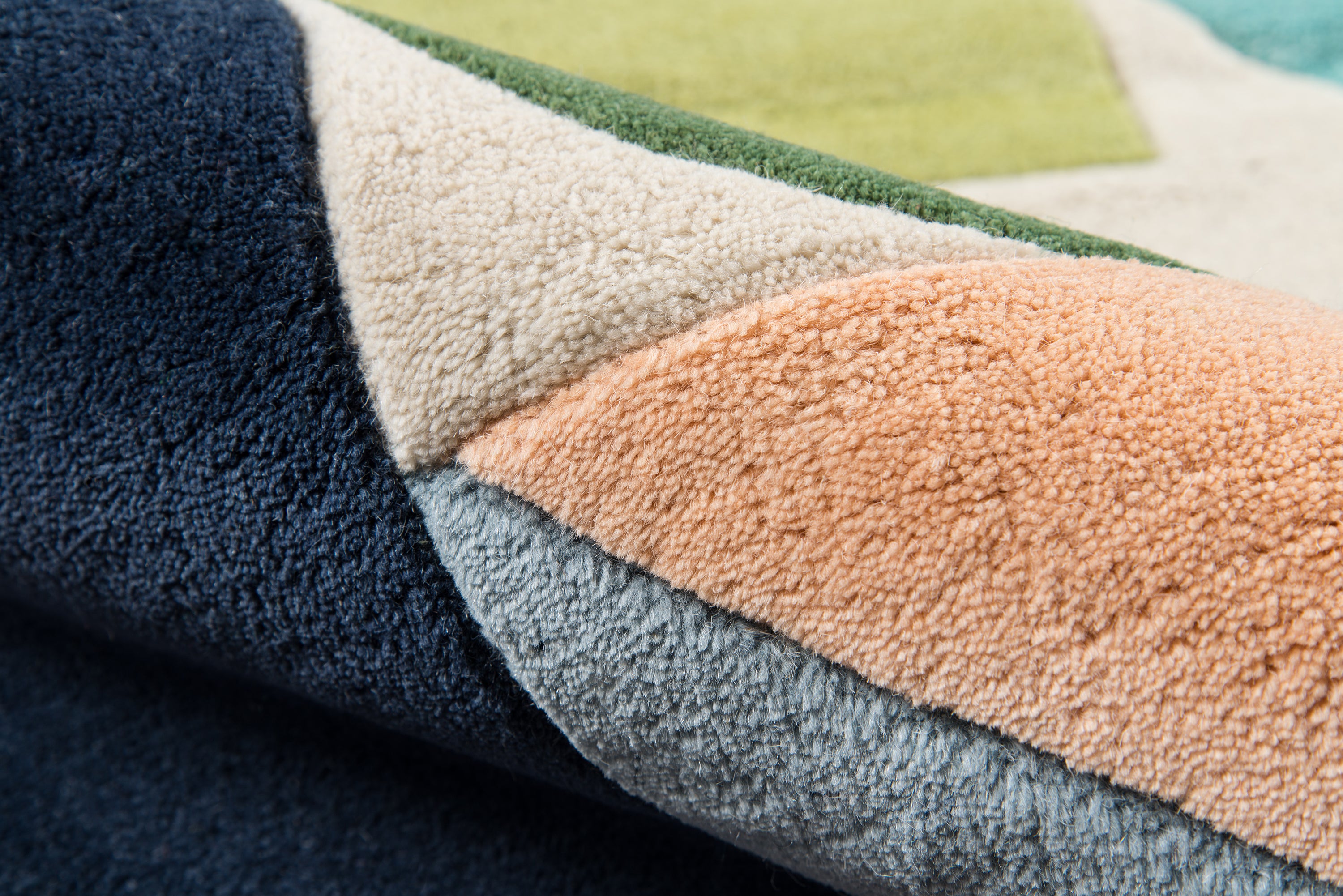 Novogratz Delmar DEL-8 Multi-Color Area Rug by Momeni