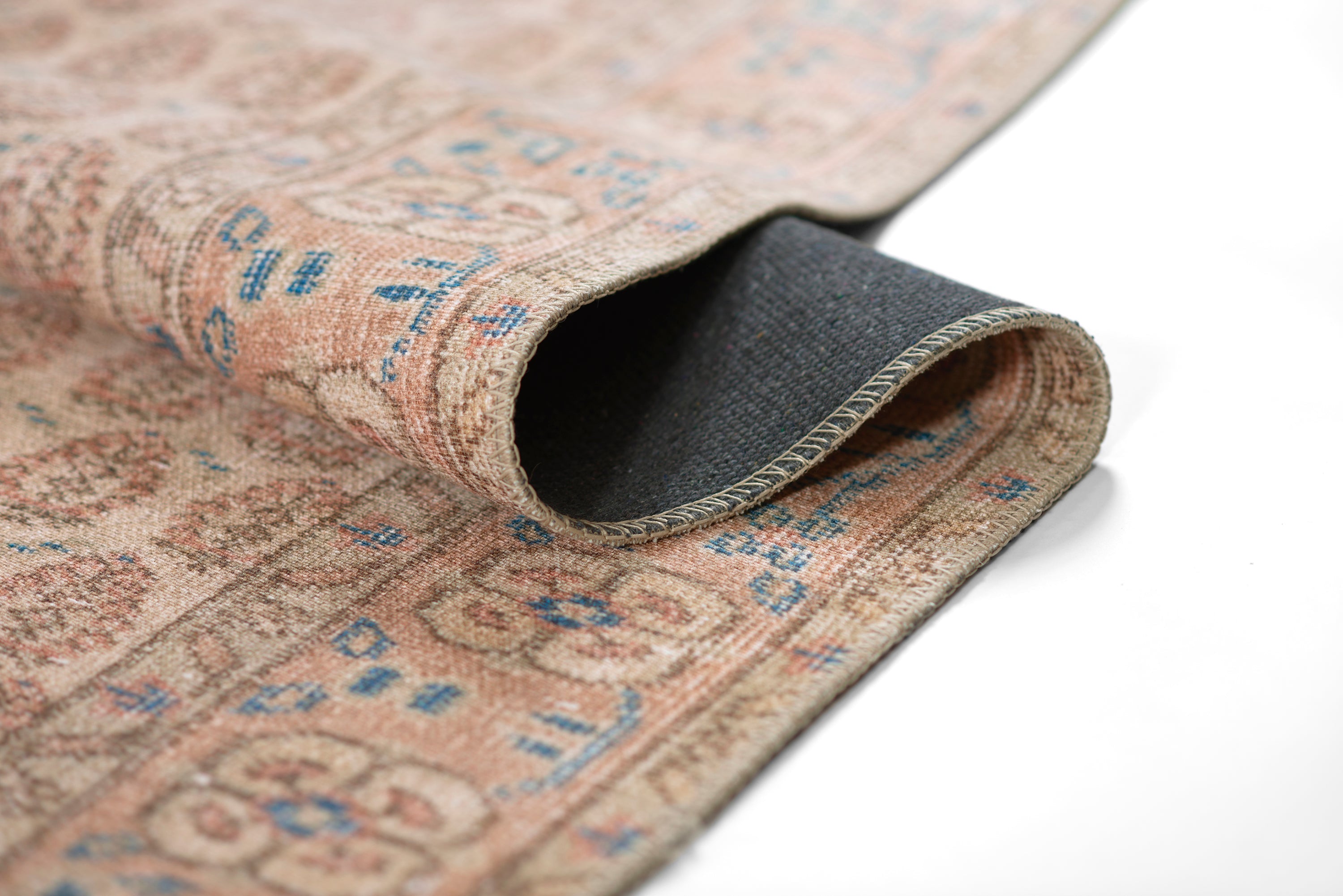 Erin Gates Dorset DOR-2 Blush Area Rug by Momeni