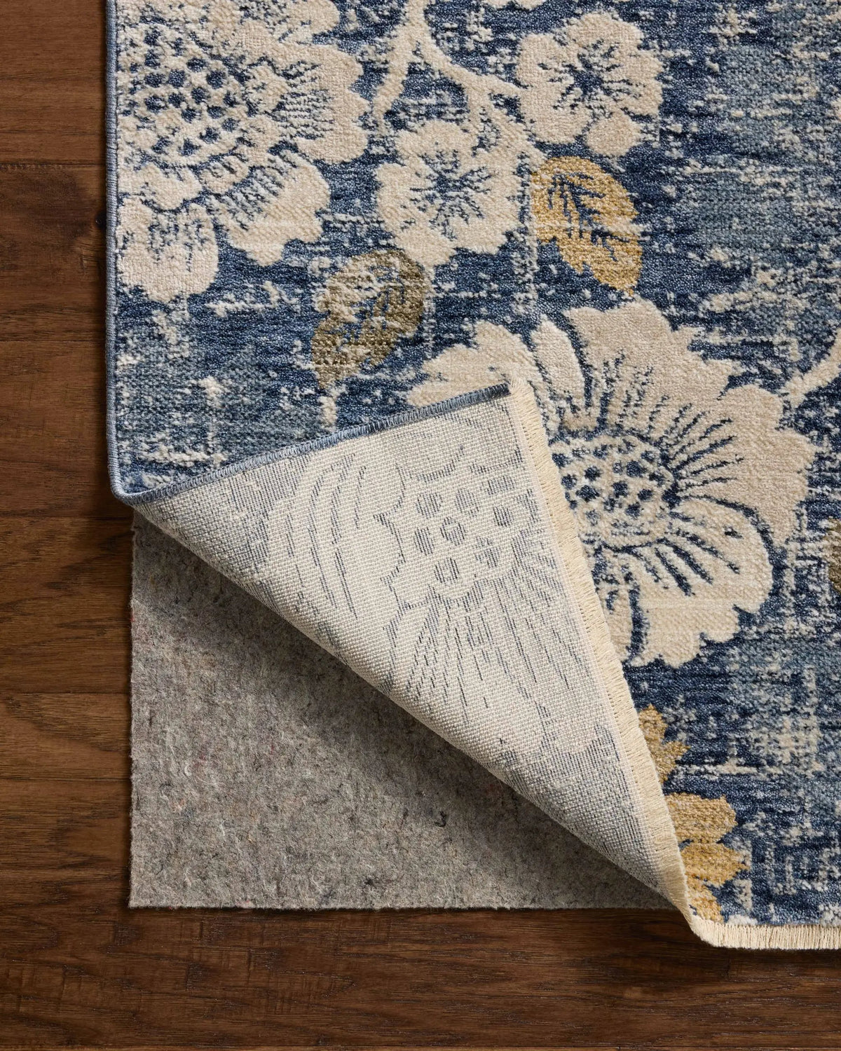 Eileen ELE-03 Denim / Natural Area Rug by Loloi
