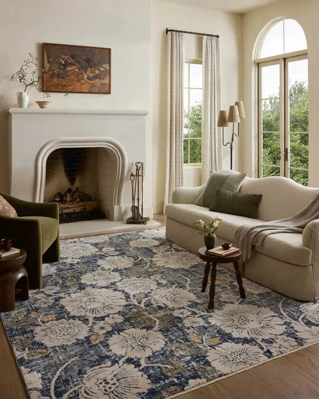Eileen ELE-03 Denim / Natural Area Rug by Loloi