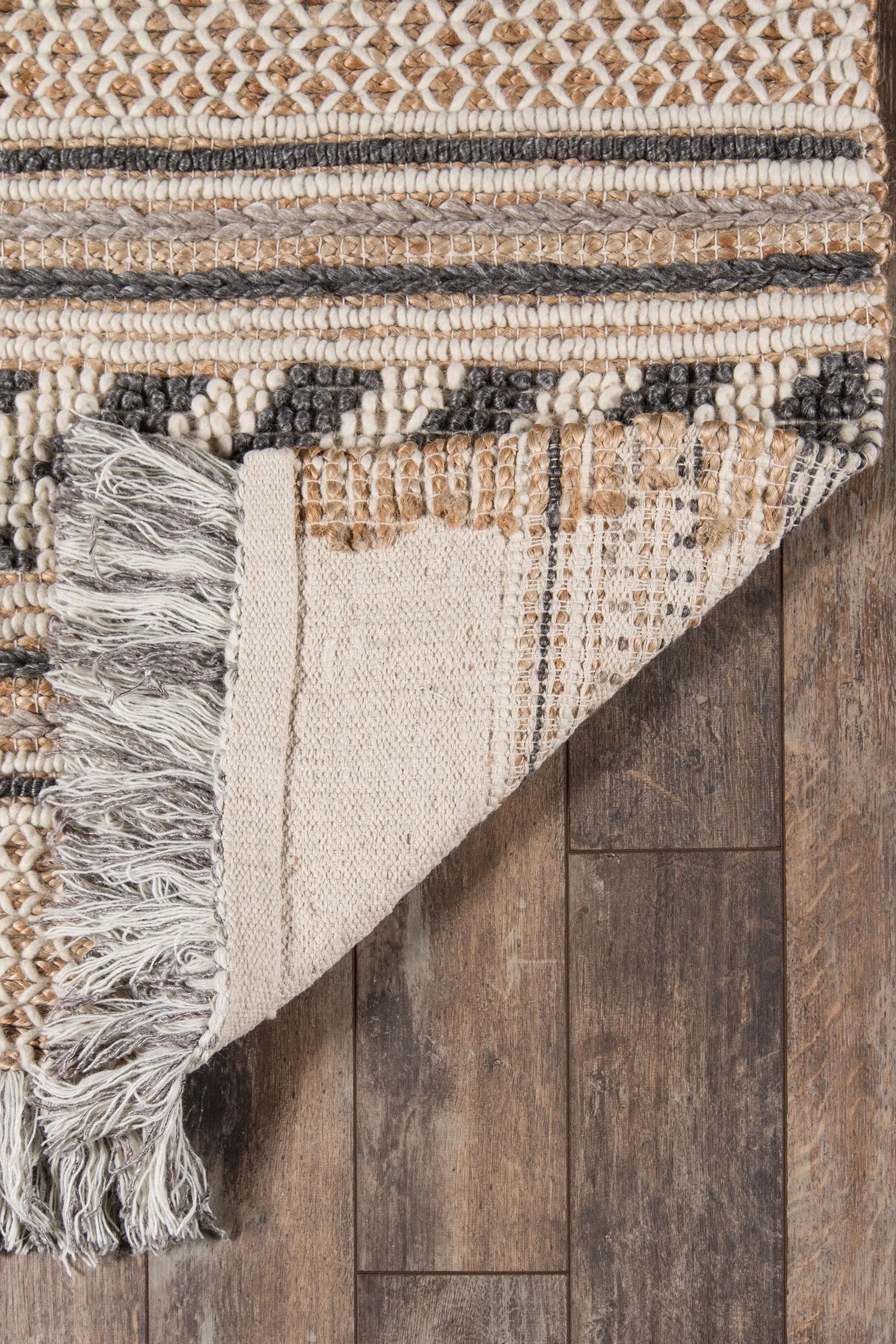 Esme ESM-1 Charcoal Area Rug by Momeni